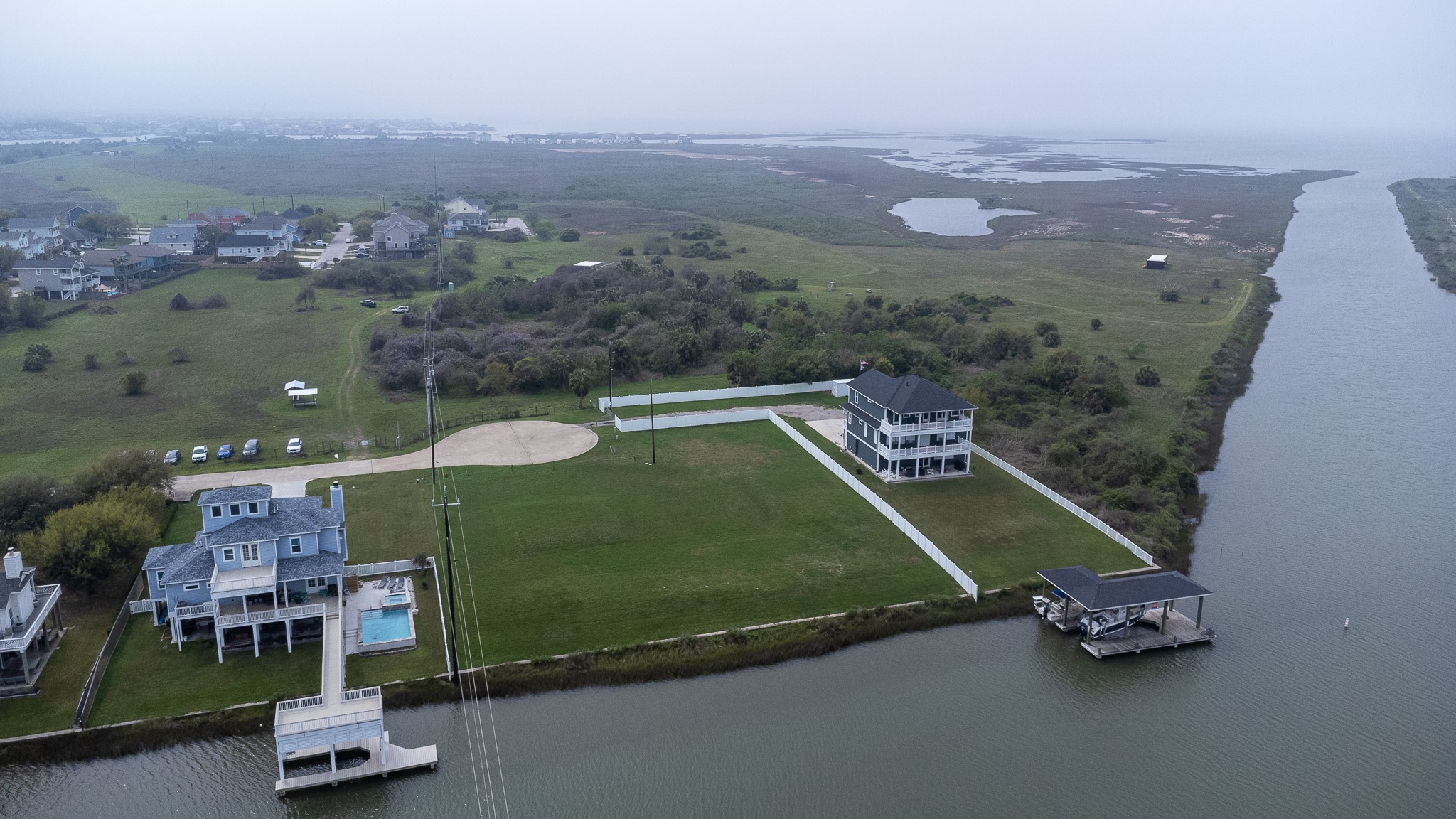 3908 Galleon Property Photo 5