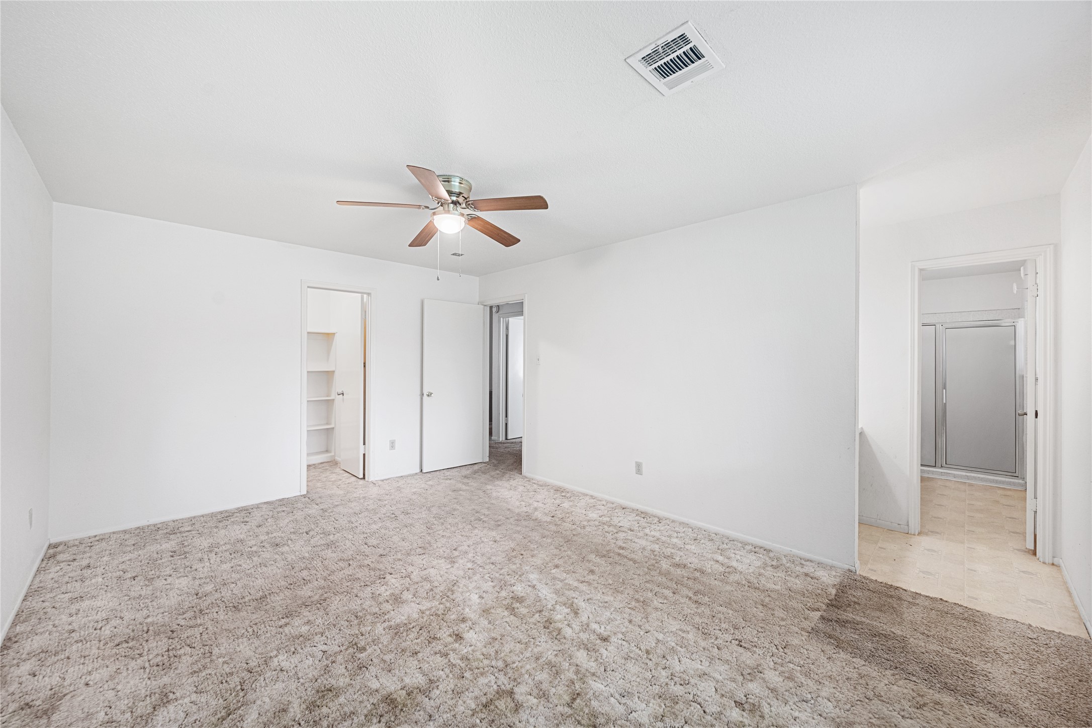 14256 Shadow Bay Drive Property Photo 14