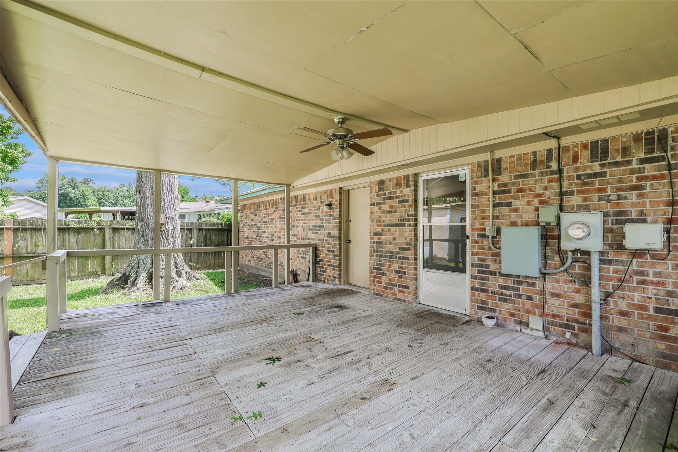 14256 Shadow Bay Drive Property Photo 23