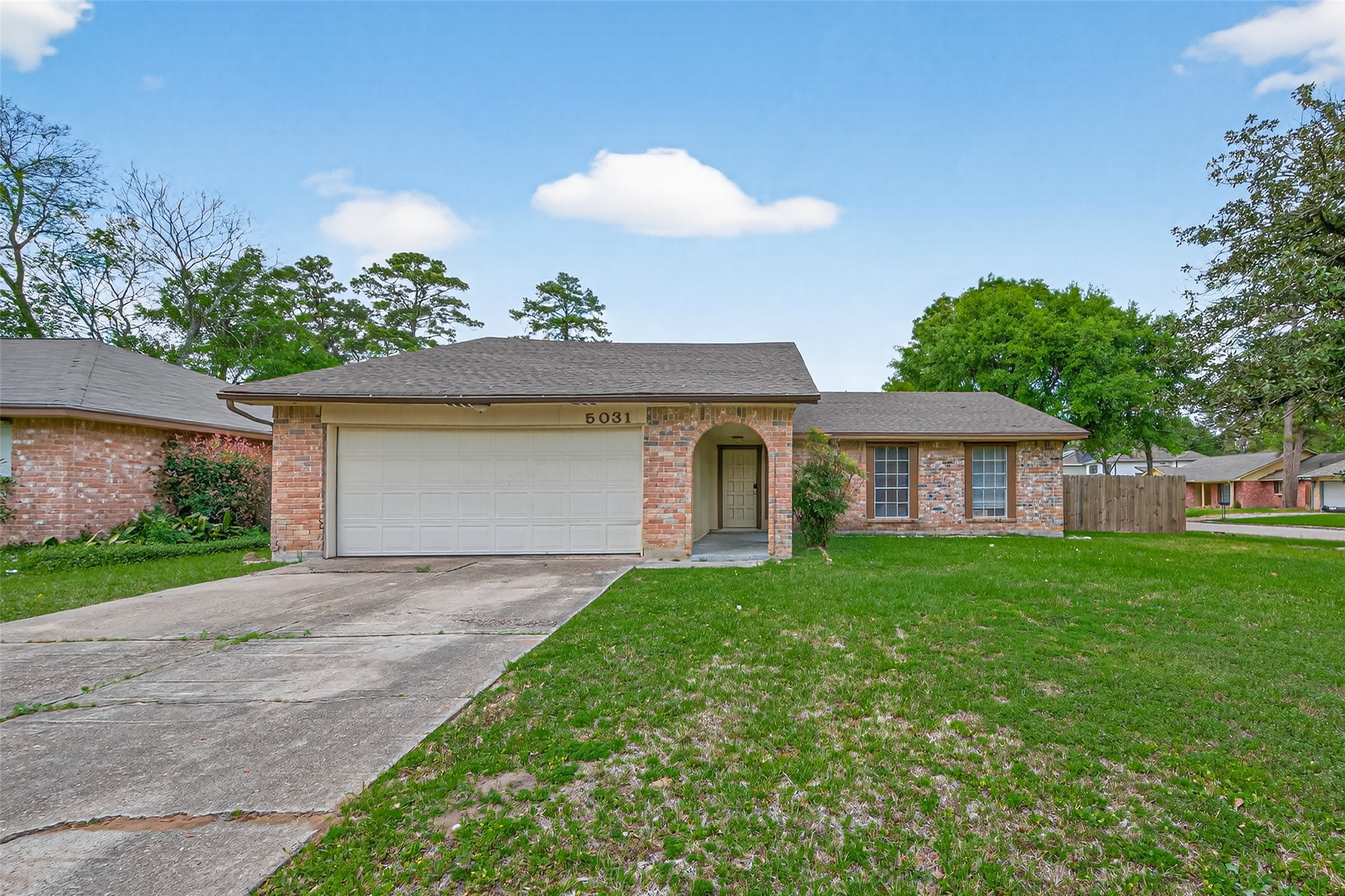 5031 Glendower Drive Property Photo 1