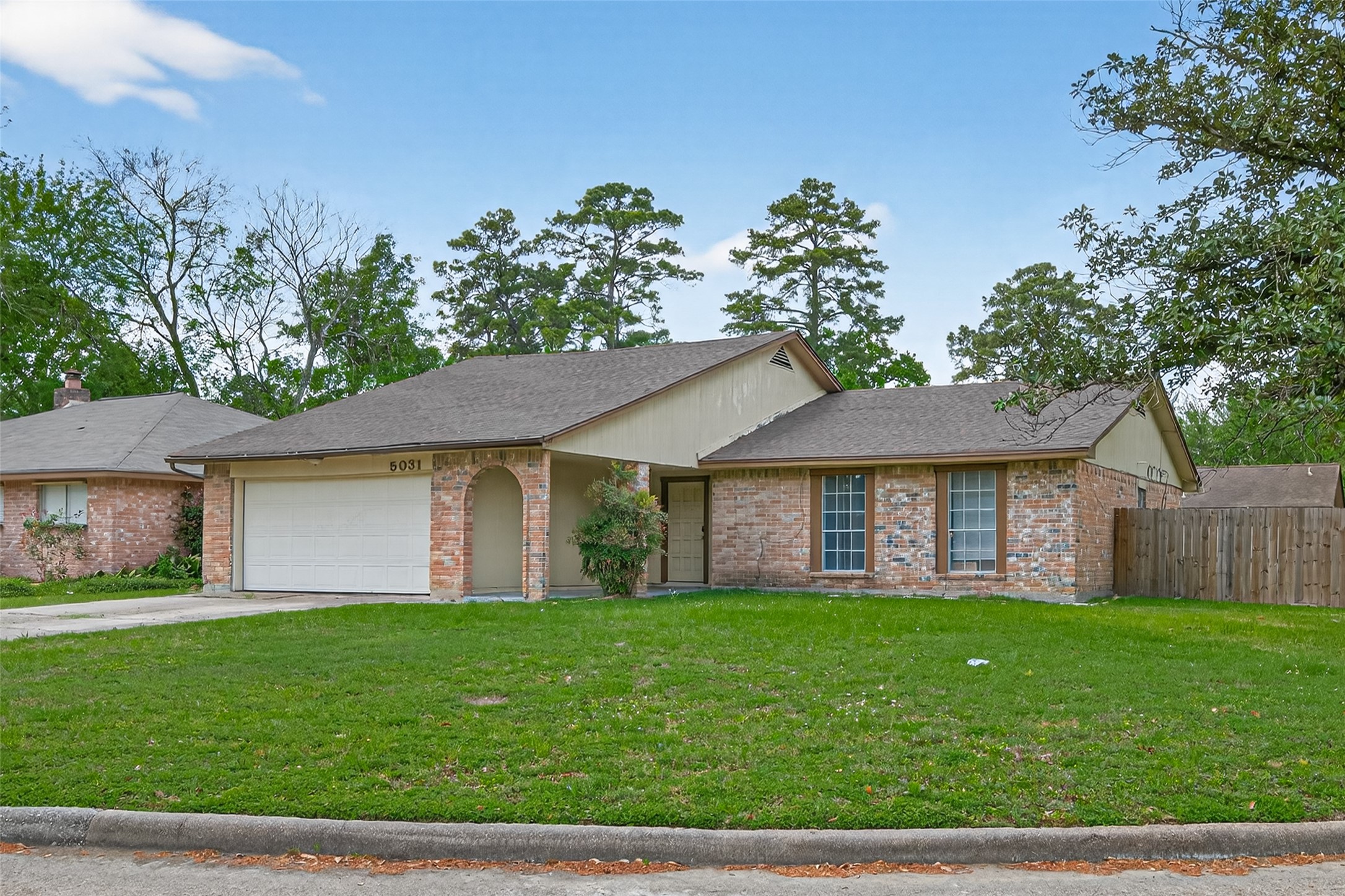 5031 Glendower Drive Property Photo 6