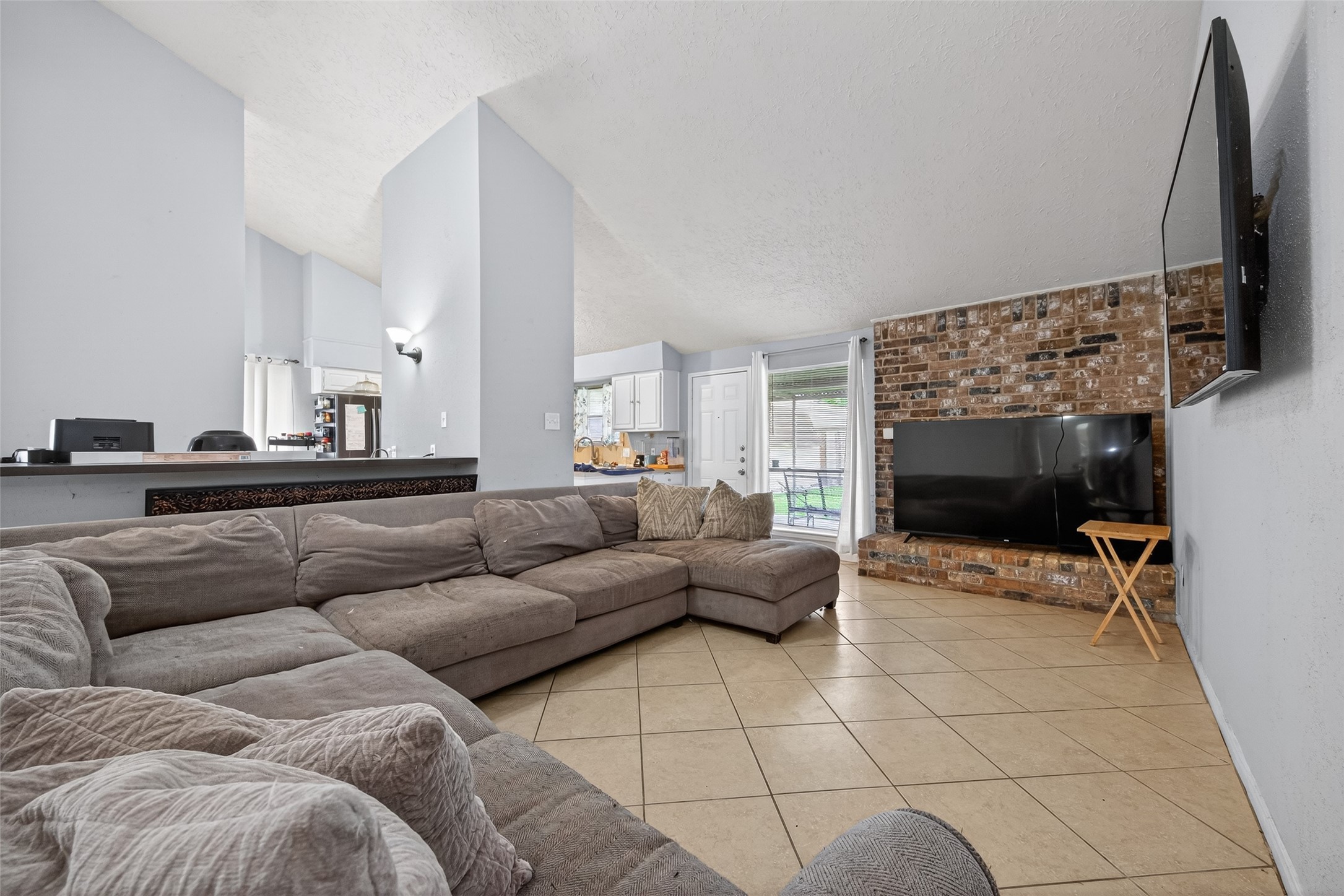 5031 Glendower Drive Property Photo 12
