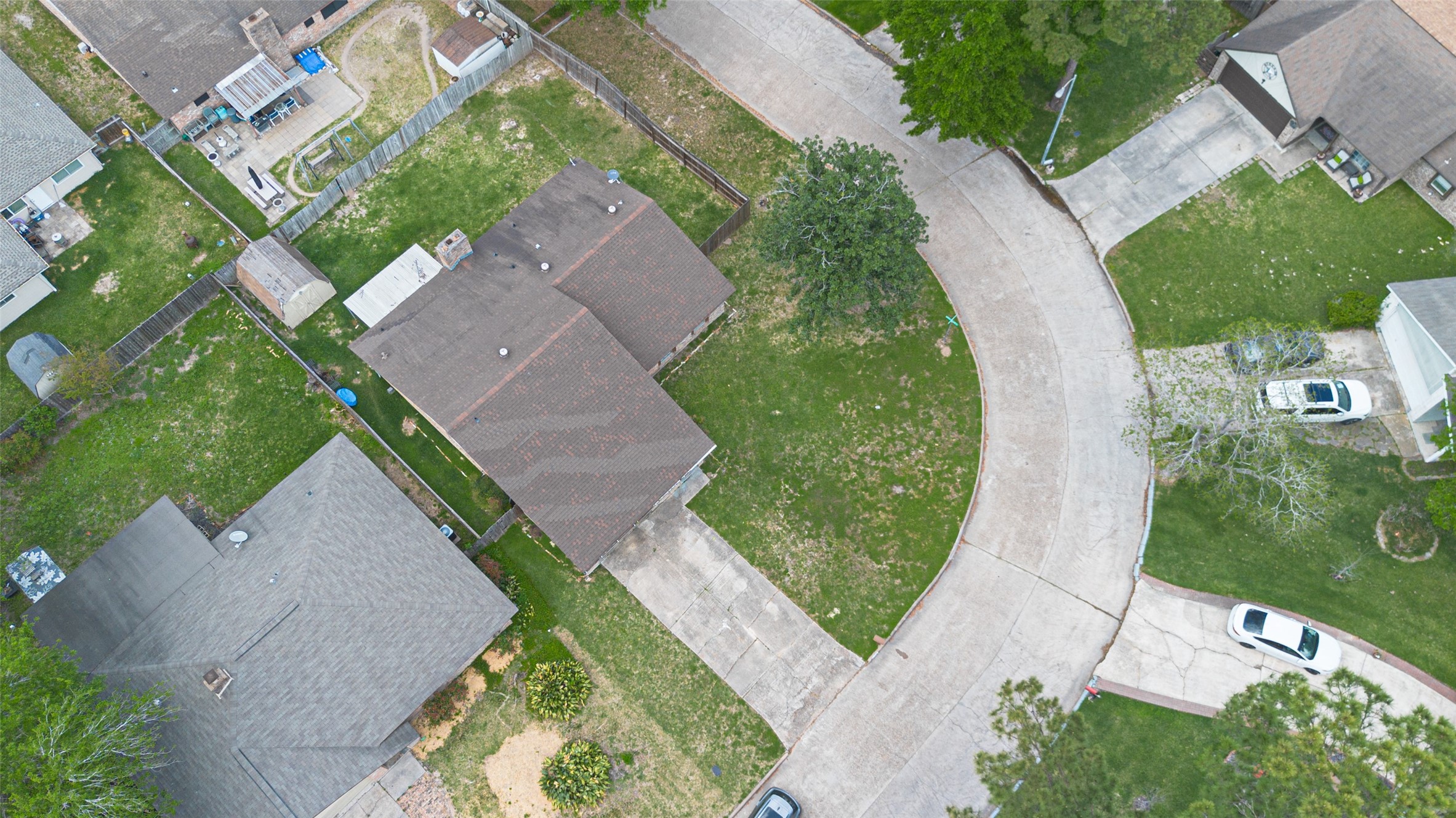 5031 Glendower Drive Property Photo 40