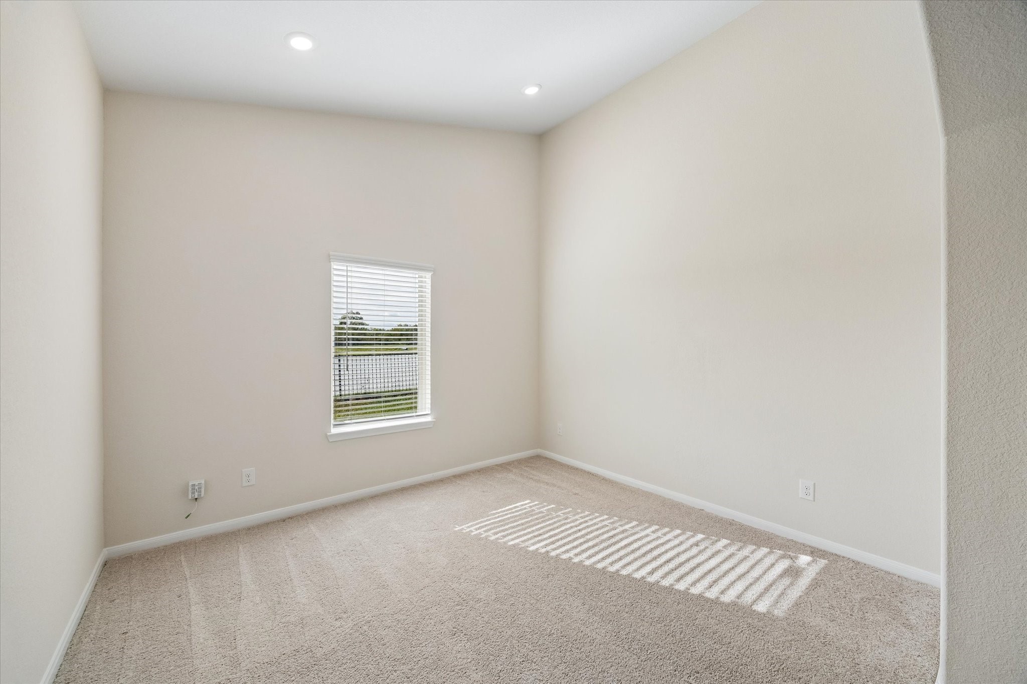429 Lake Line Drive Property Photo 14