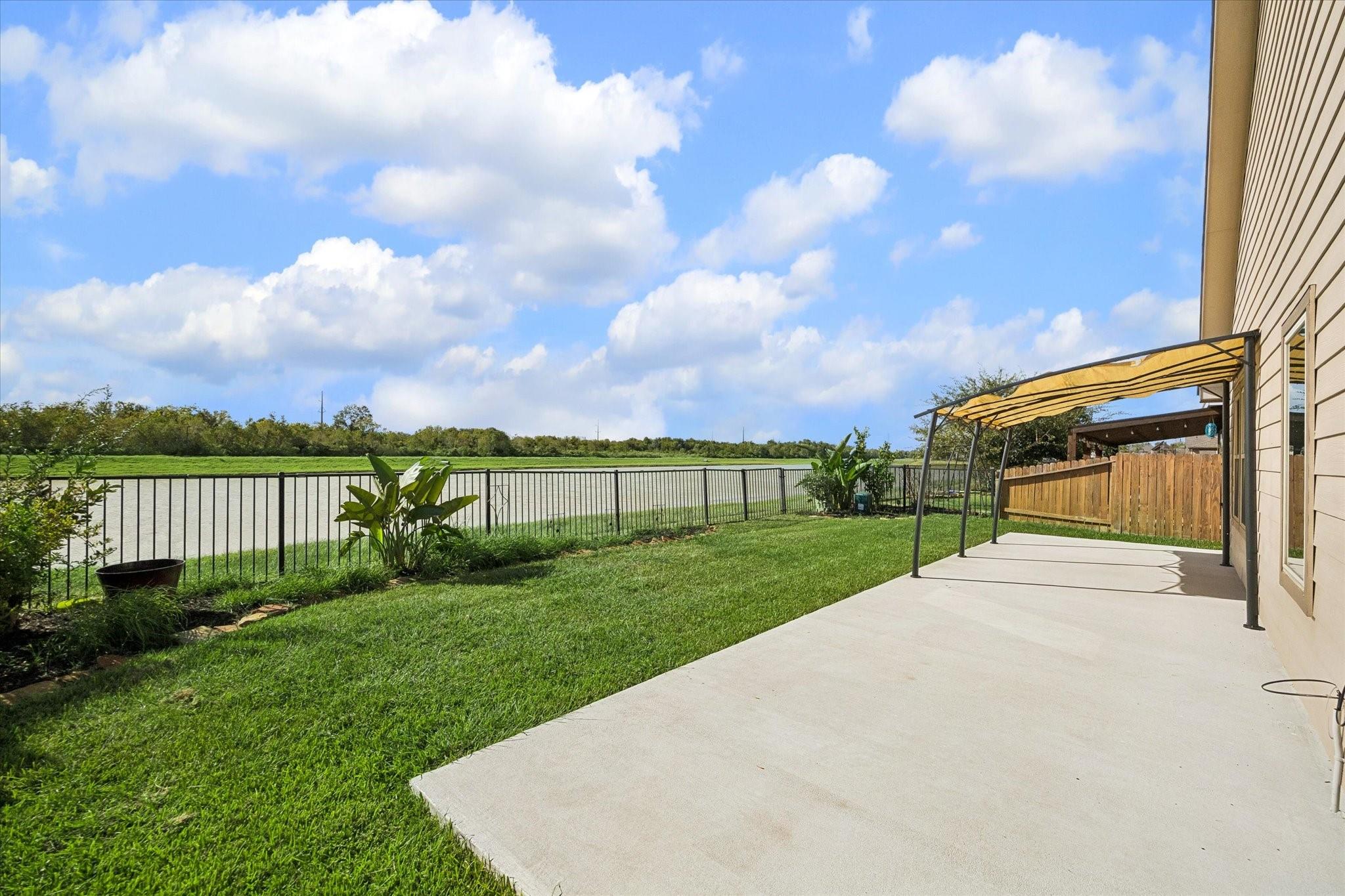 429 Lake Line Drive Property Photo 26