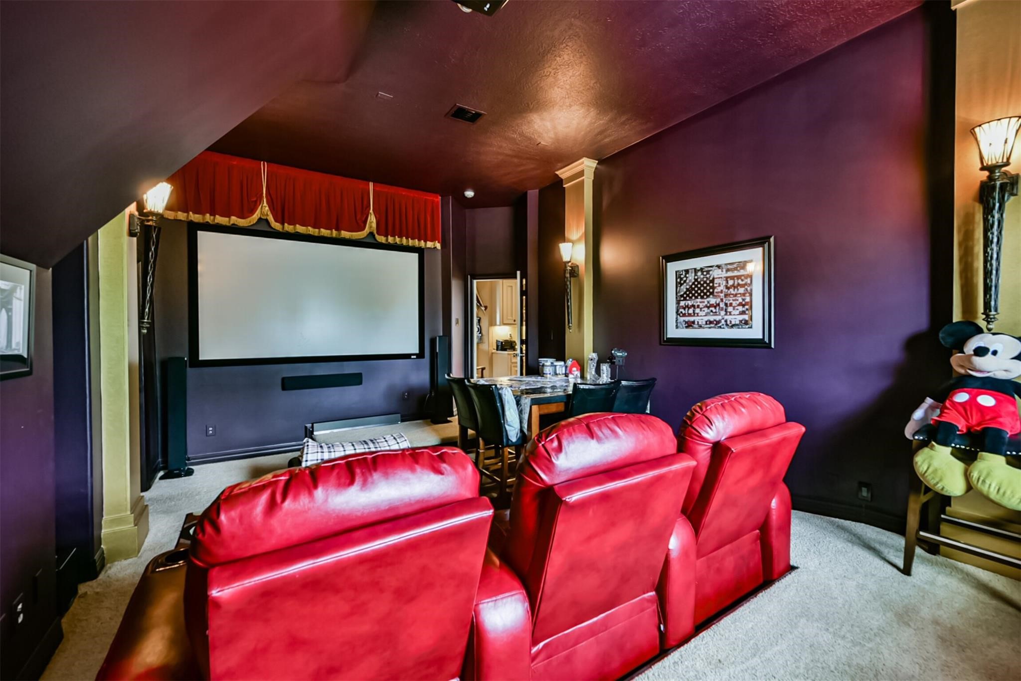 7603 Catalina Island Drive Property Photo 6