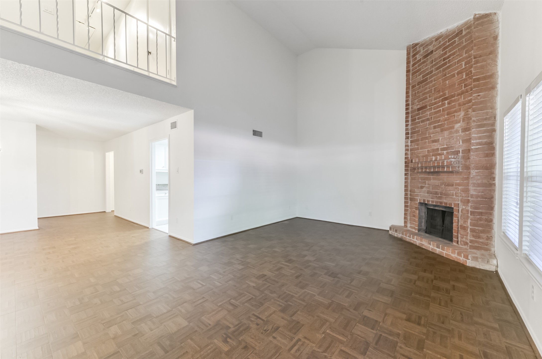14341 Misty Meadow Ln Property Photo 11