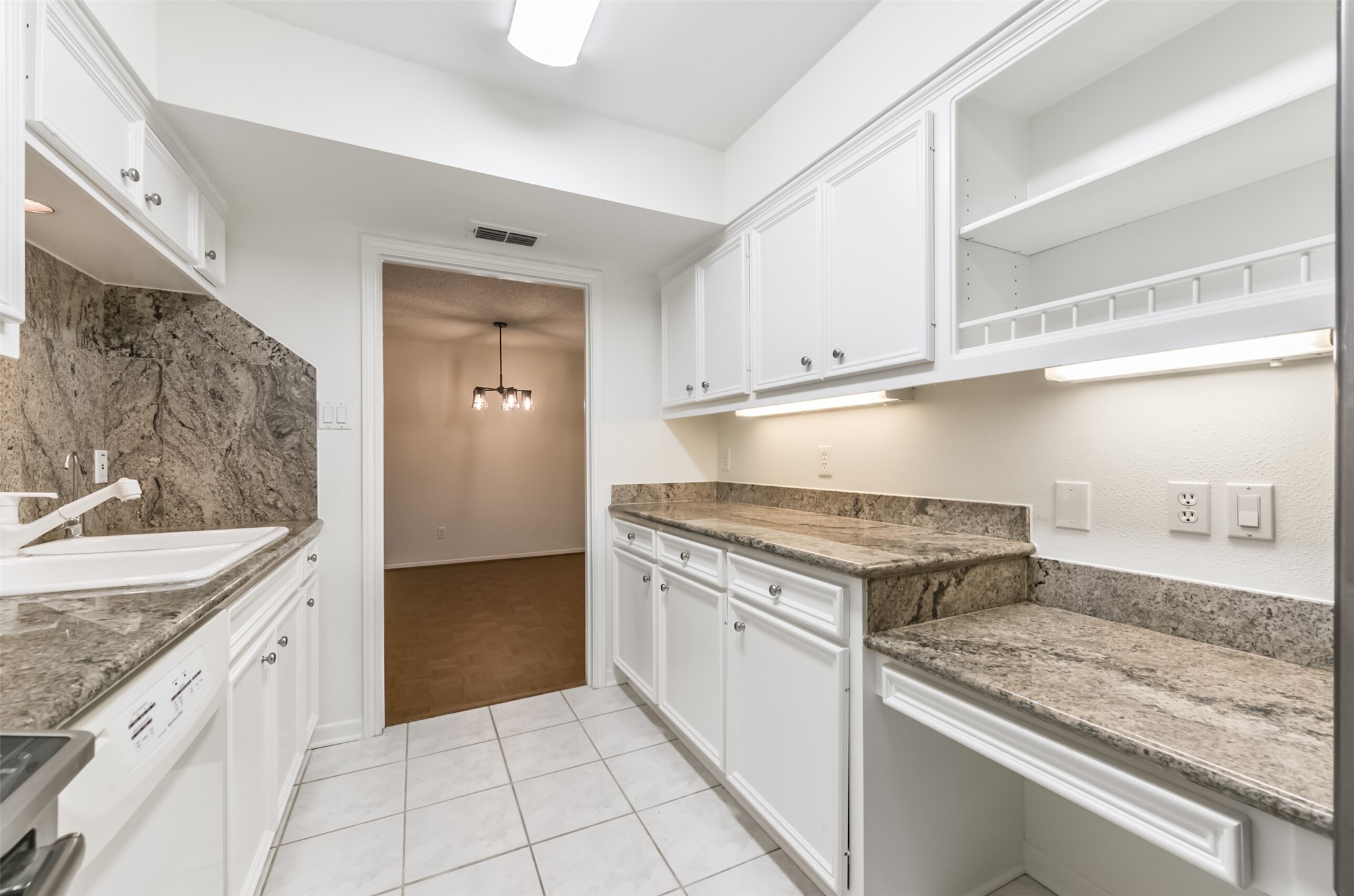 14341 Misty Meadow Ln Property Photo 18