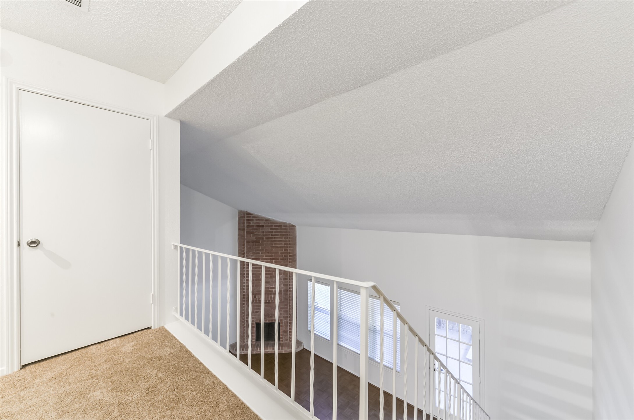 14341 Misty Meadow Ln Property Photo 32