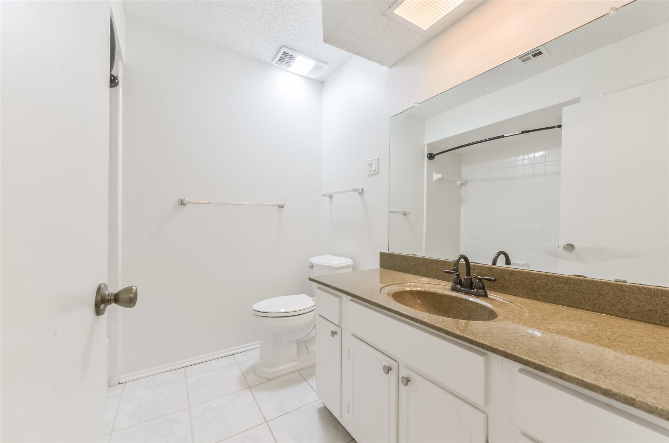 14341 Misty Meadow Ln Property Photo 37