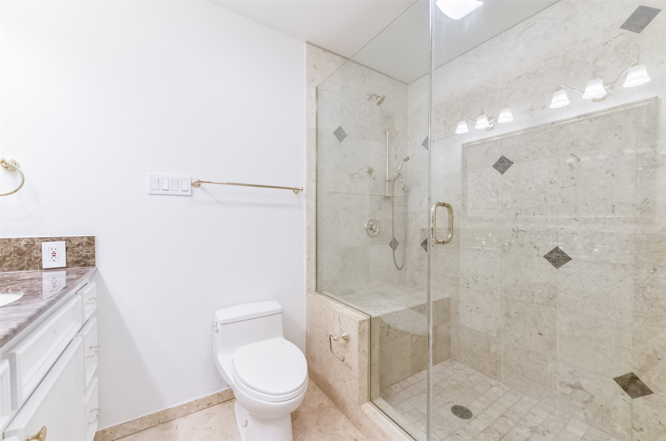 14341 Misty Meadow Ln Property Photo 37