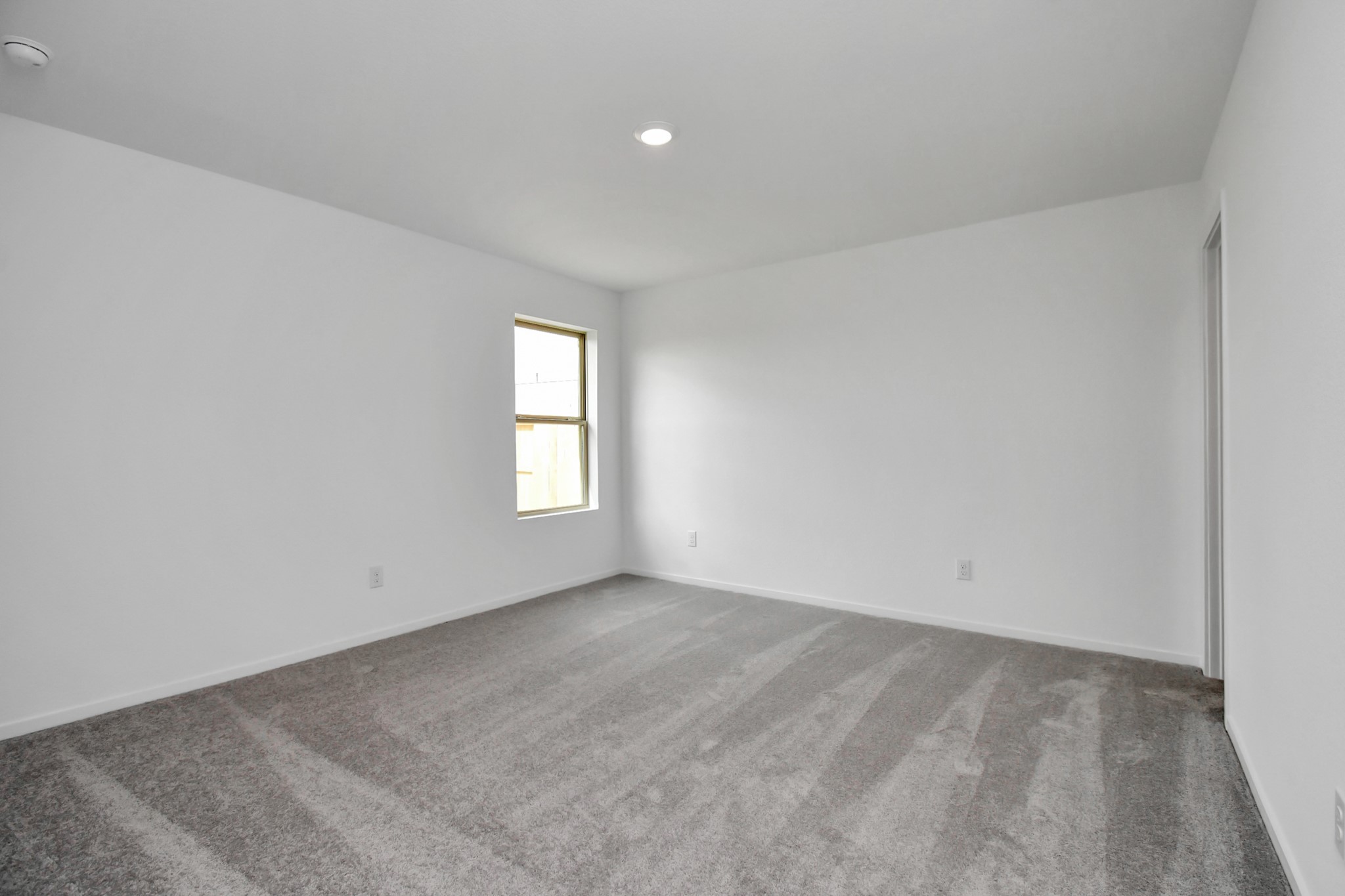 1627 Windrose Bend Property Photo 11