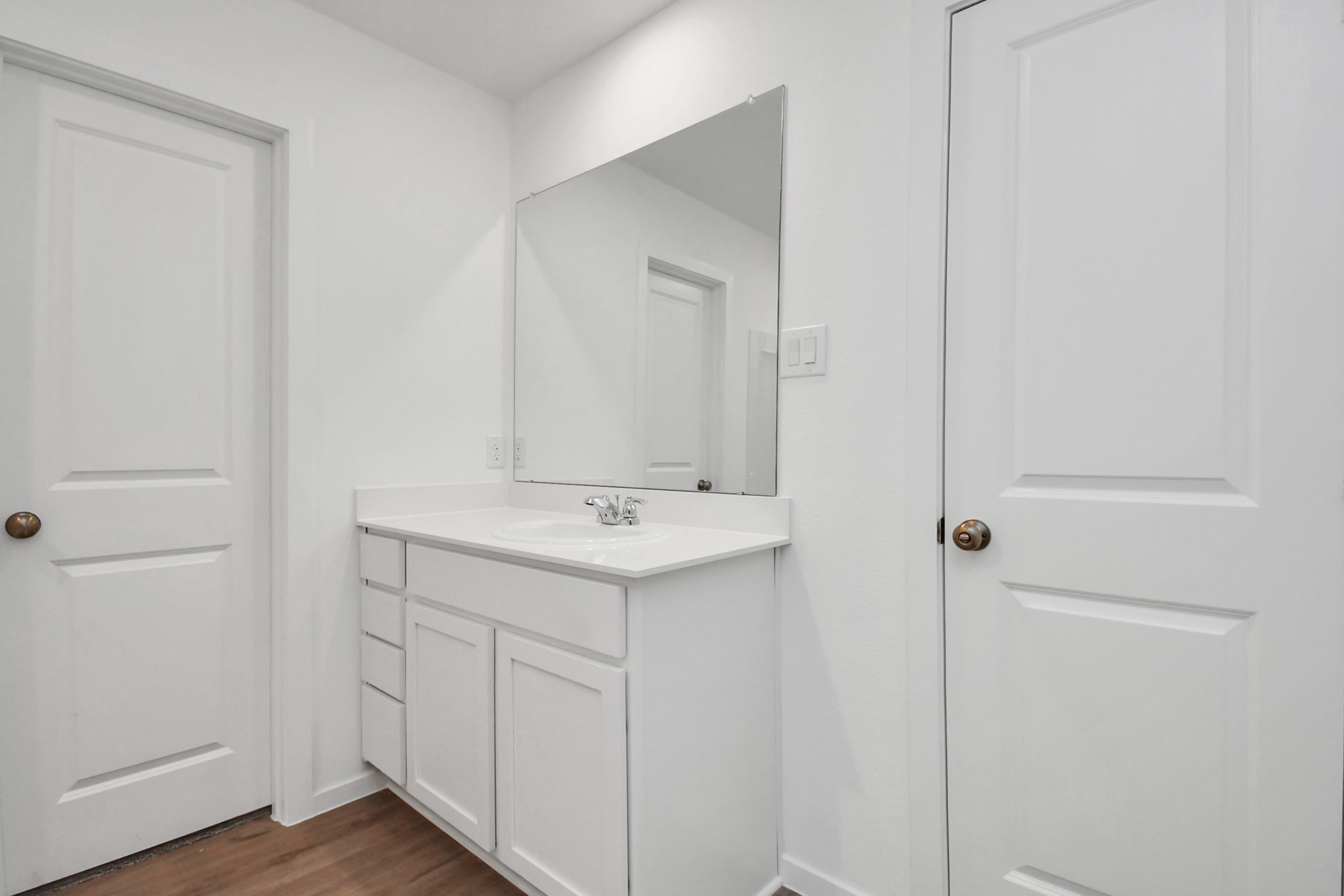 1627 Windrose Bend Property Photo 19