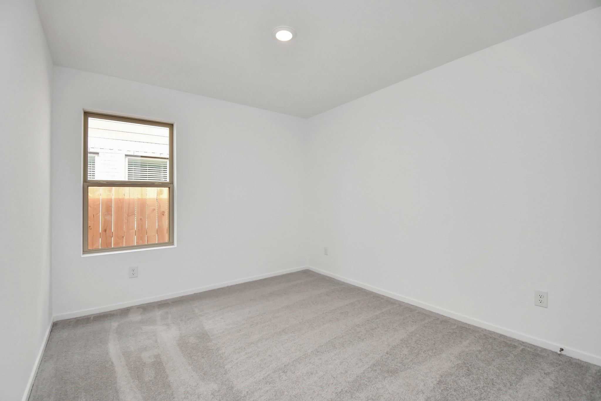 1627 Windrose Bend Property Photo 20