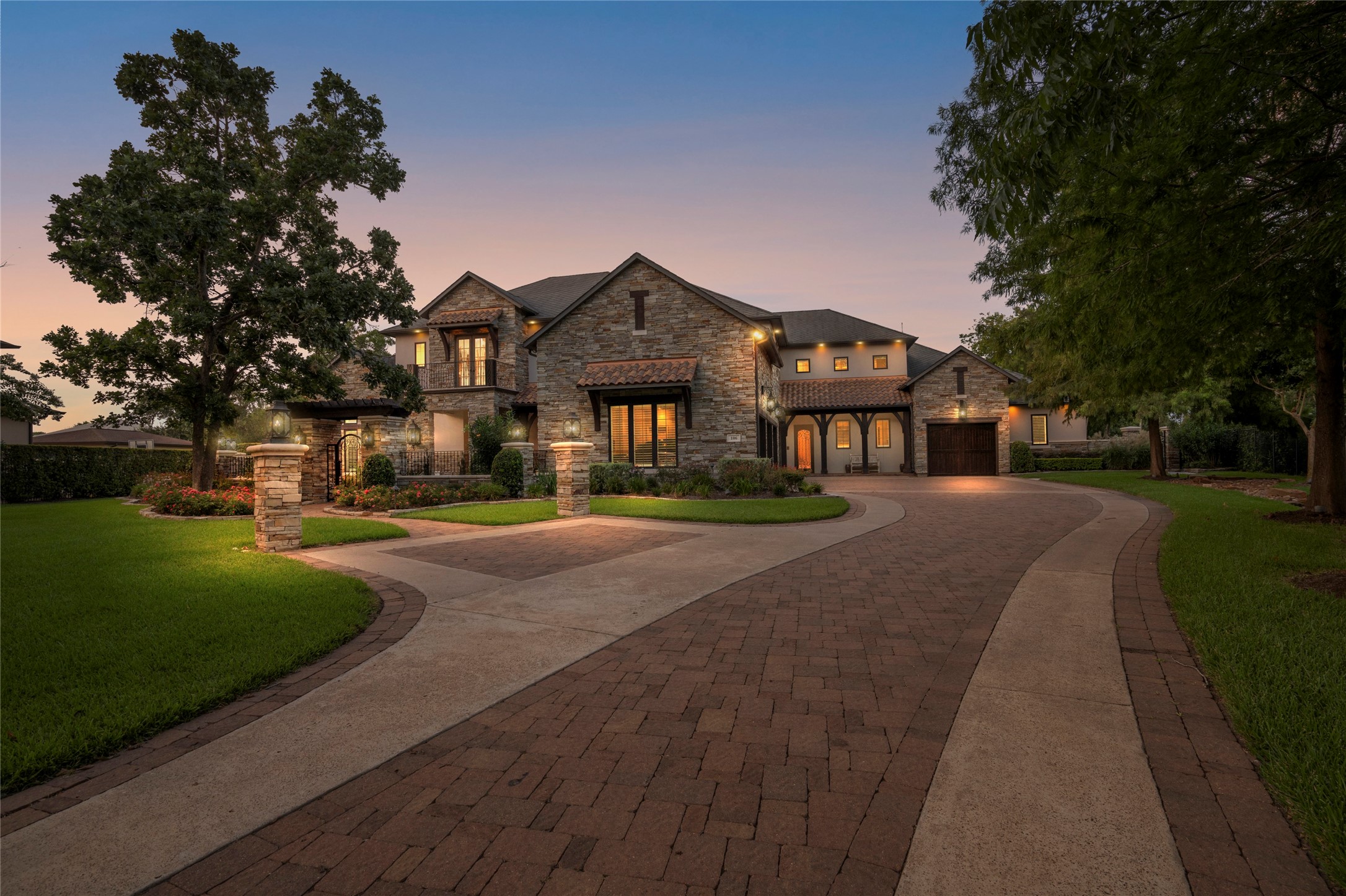 106 Big Trail Court Property Photo 1