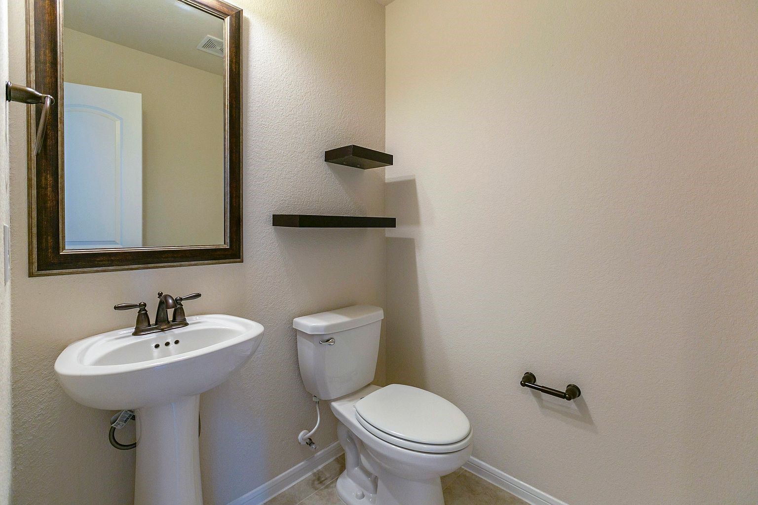 2919 Iris Gable Court Property Photo 17