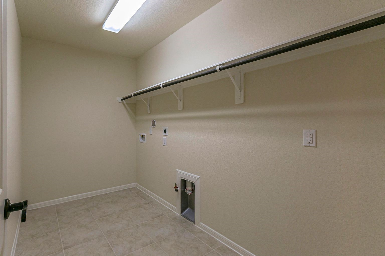 2919 Iris Gable Court Property Photo 25
