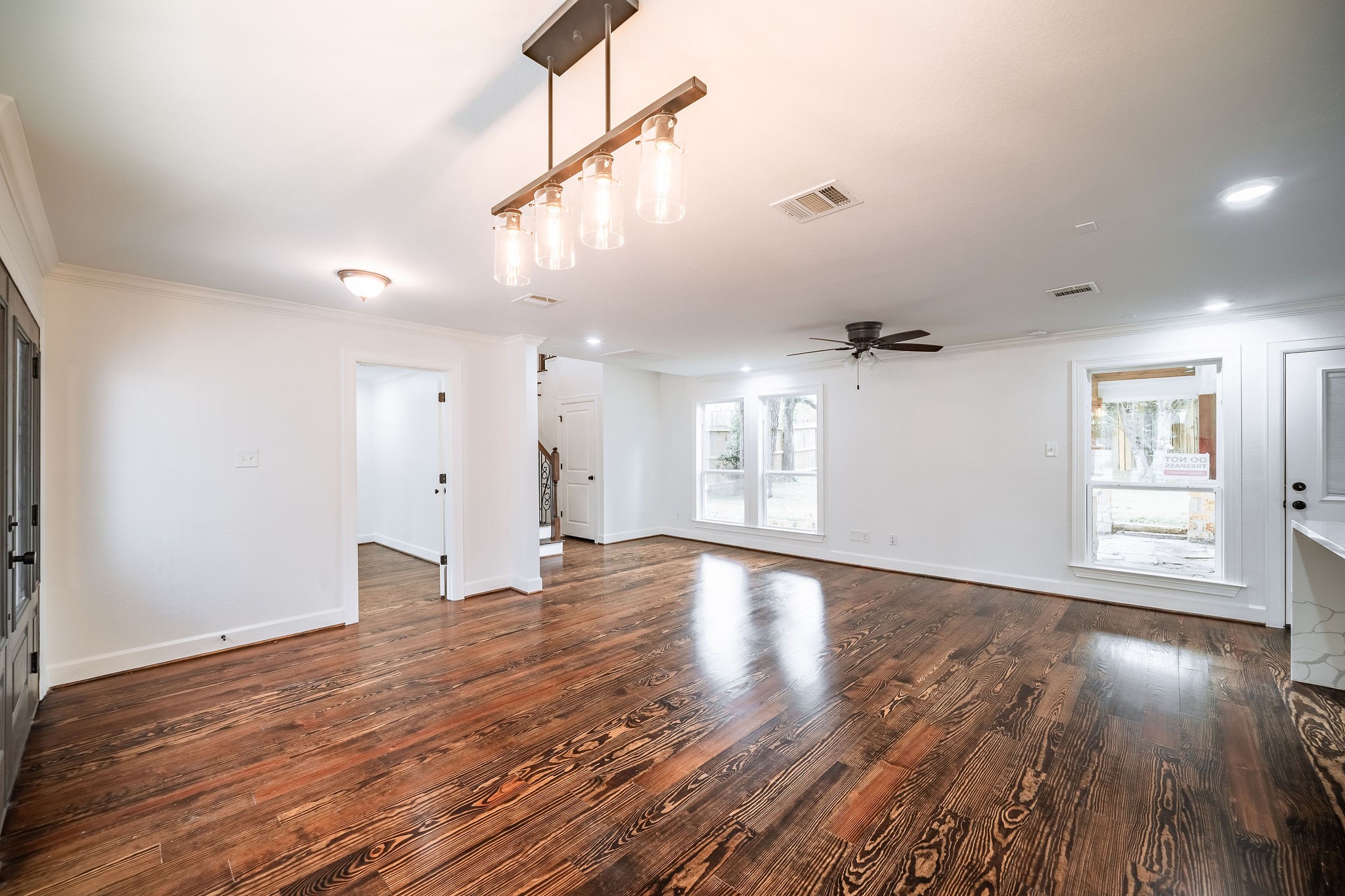 10038 Westview Drive Property Photo 8