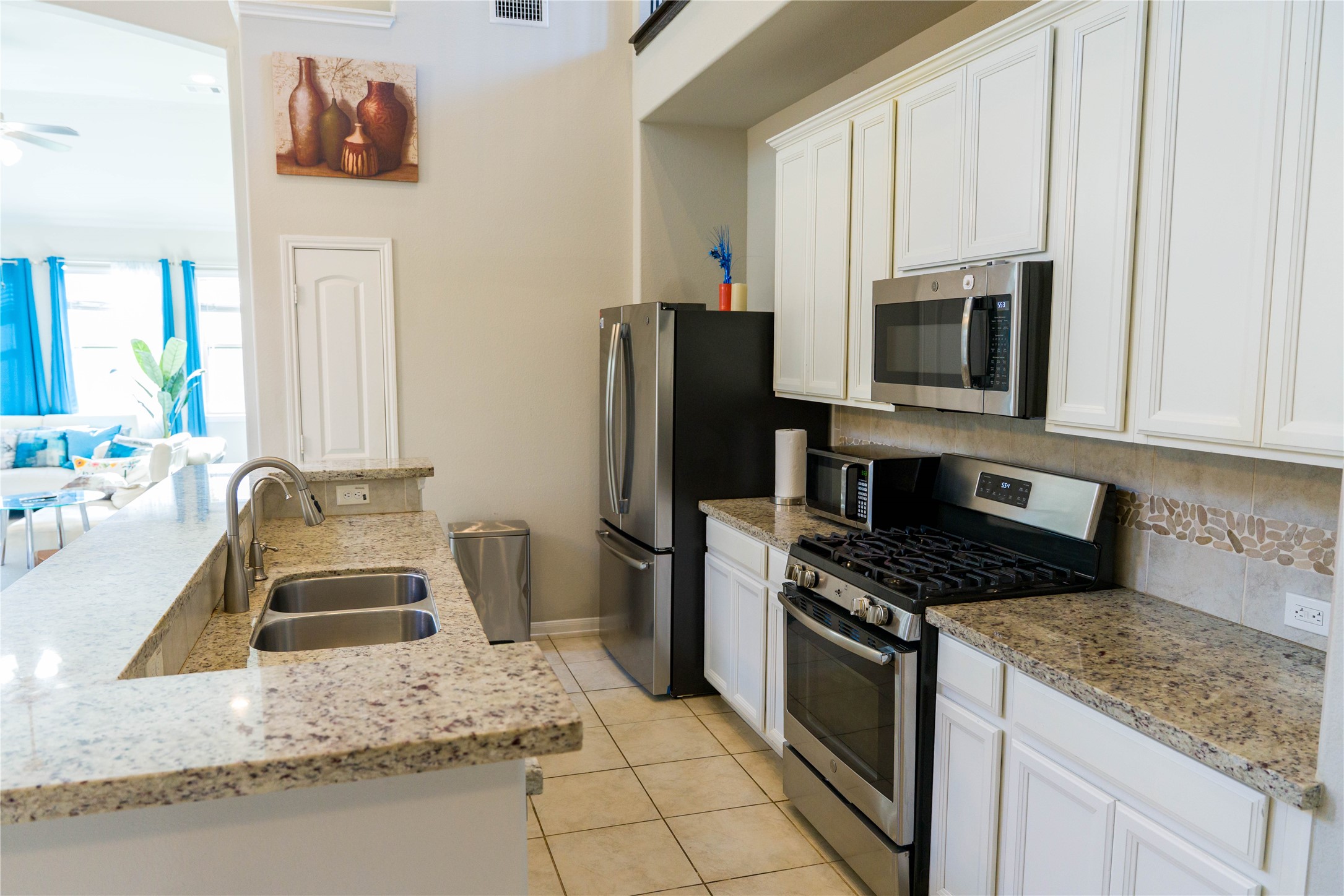 5915 Summer Holly Lane Property Photo 12