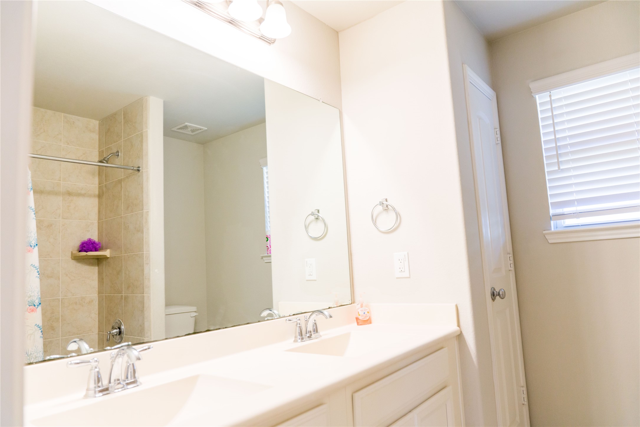 5915 Summer Holly Lane Property Photo 32