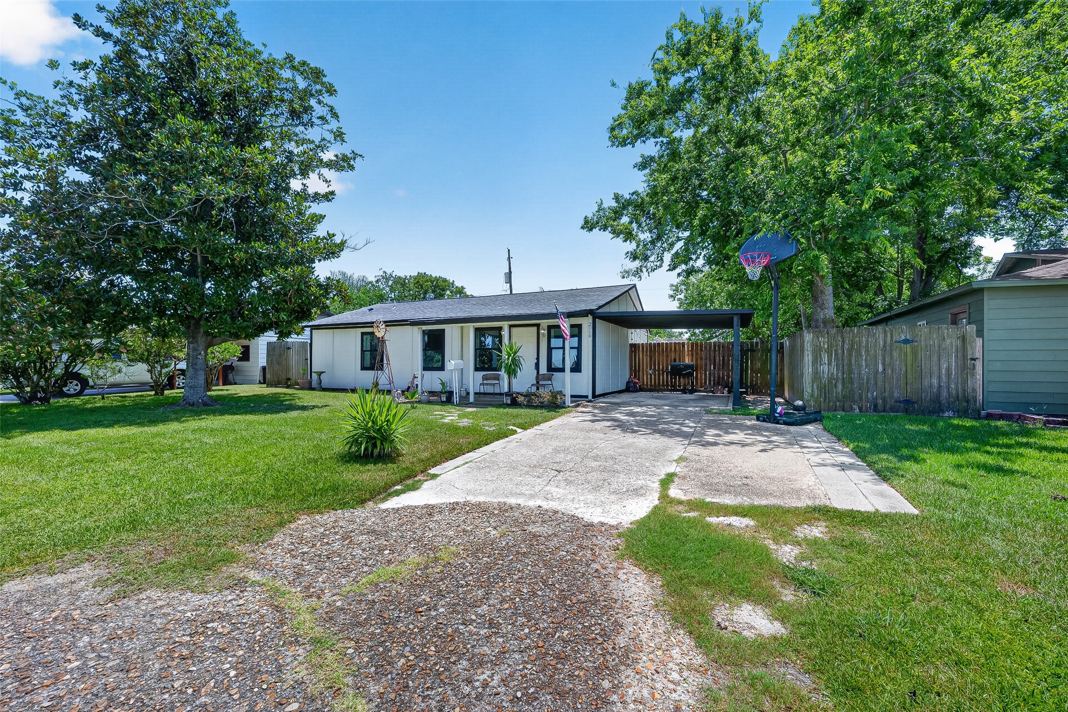 2110 Hillshire Drive Property Photo 5