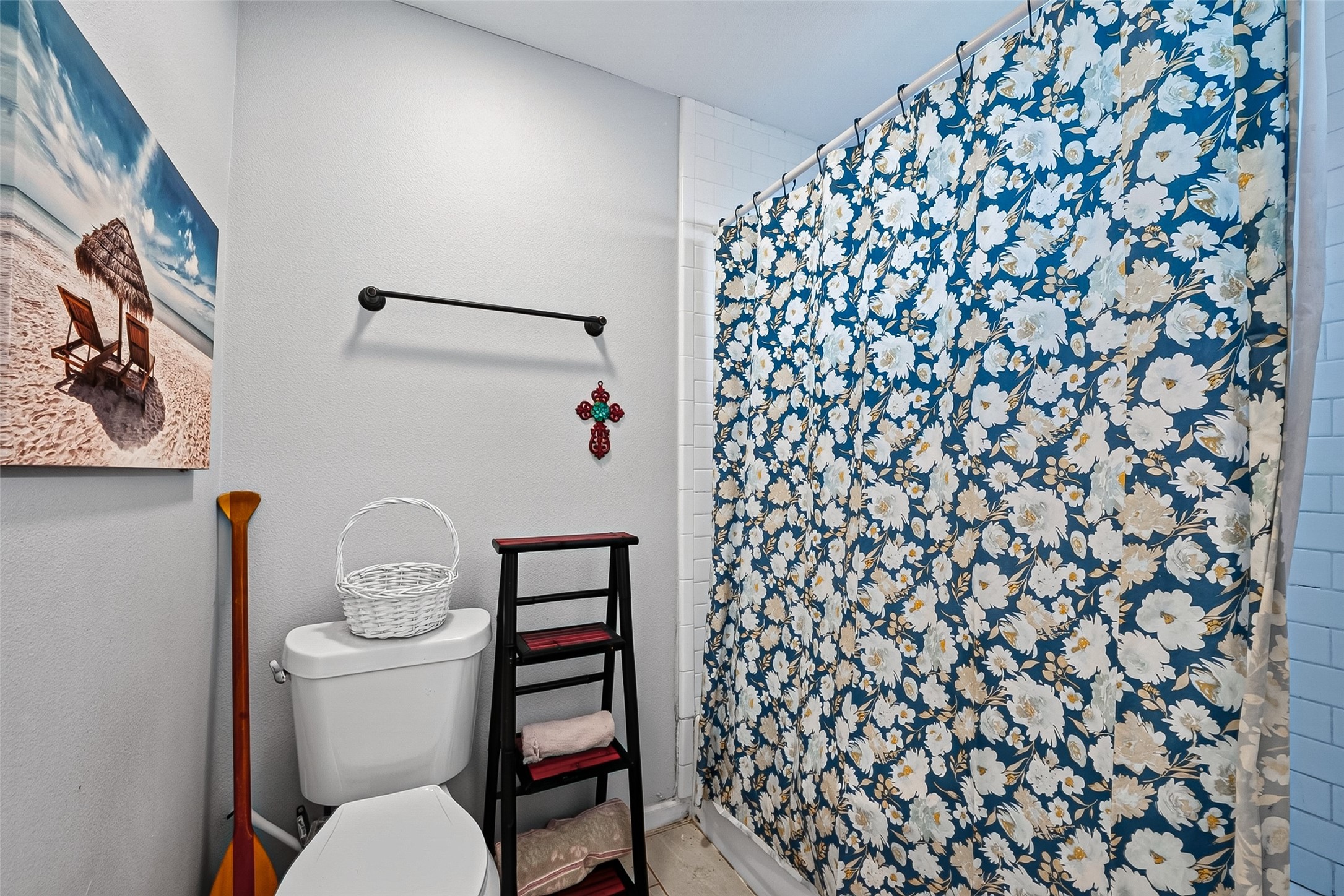2110 Hillshire Drive Property Photo 25