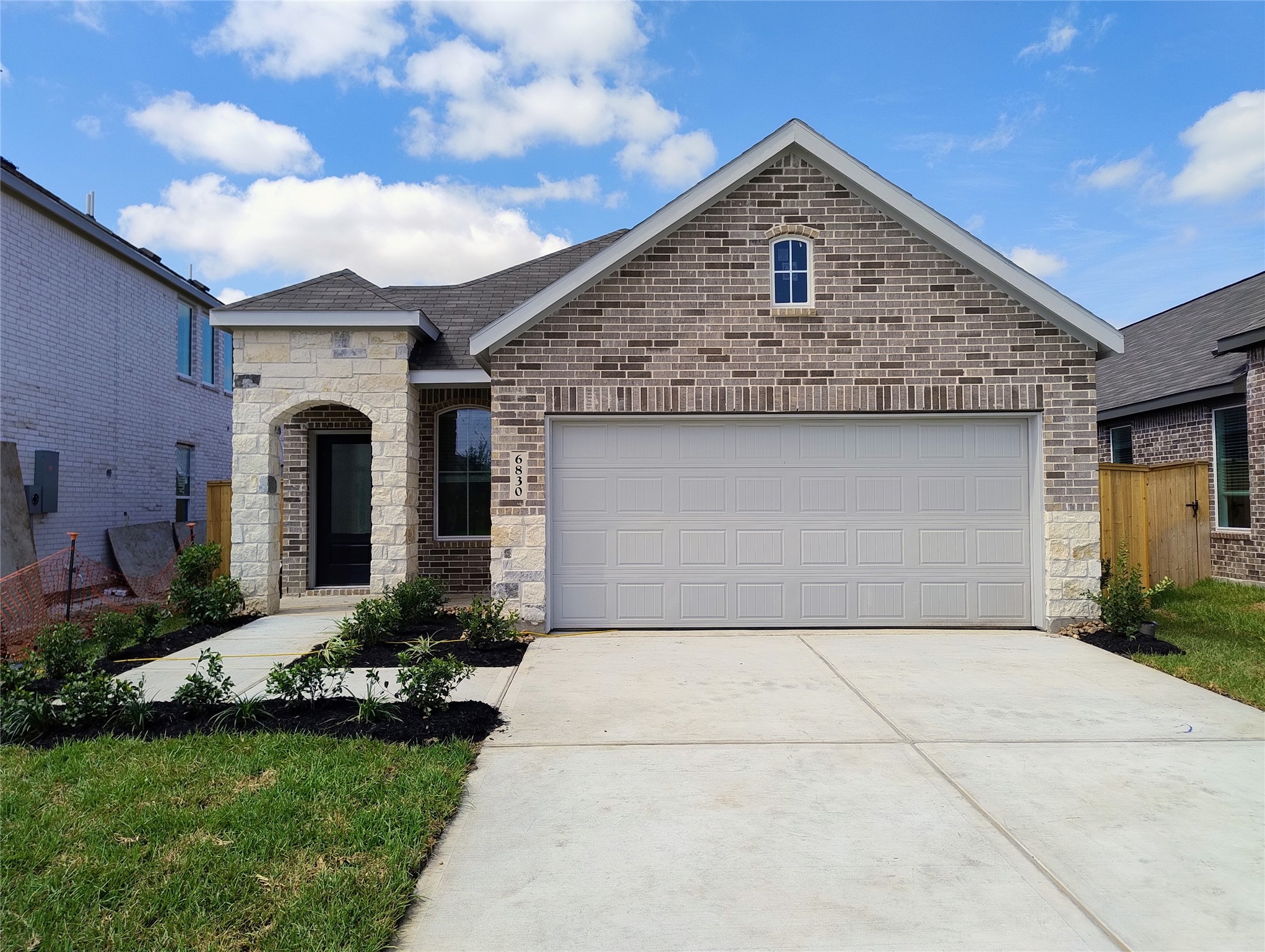 6830 Papillon Lane Property Photo 1