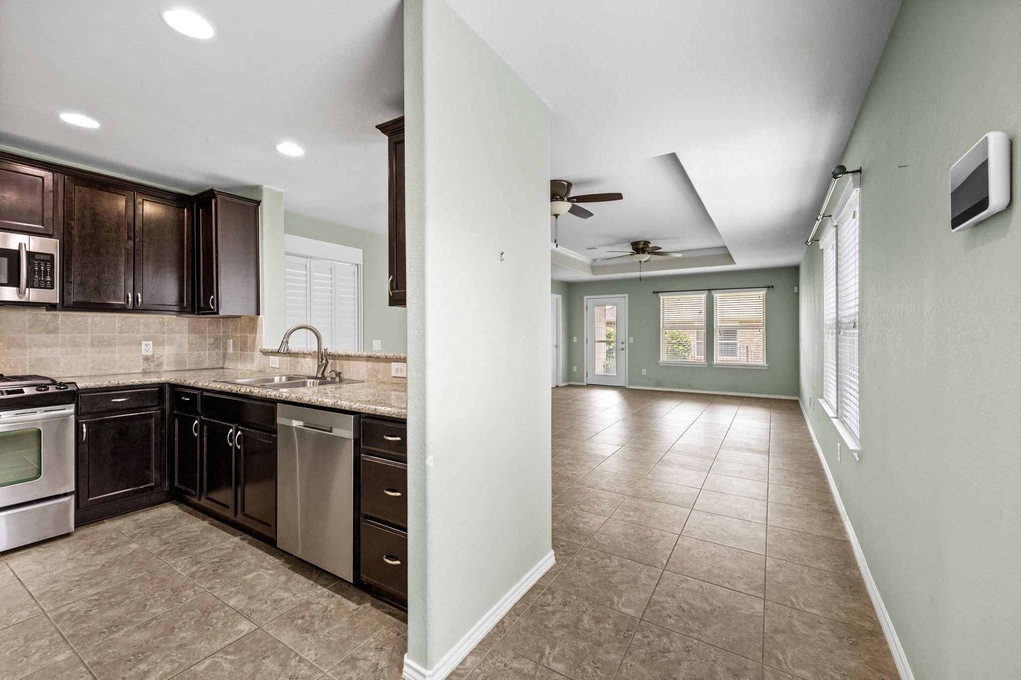 1206 Cleistes Lane Property Photo 8