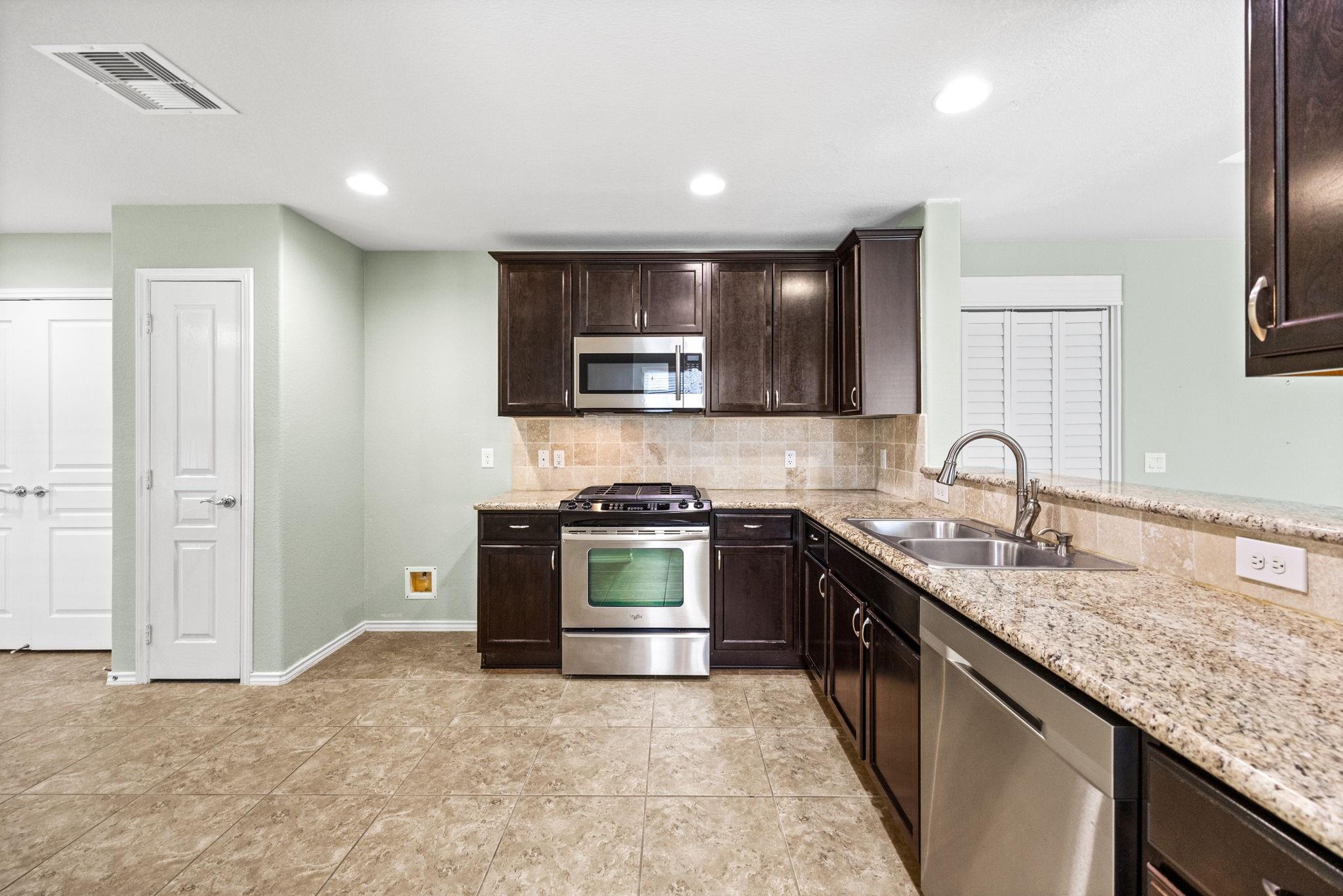 1206 Cleistes Lane Property Photo 25
