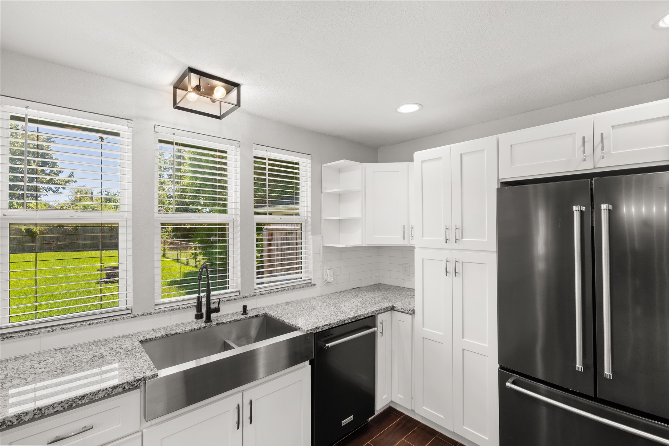 418 Neyland Street Property Photo 10