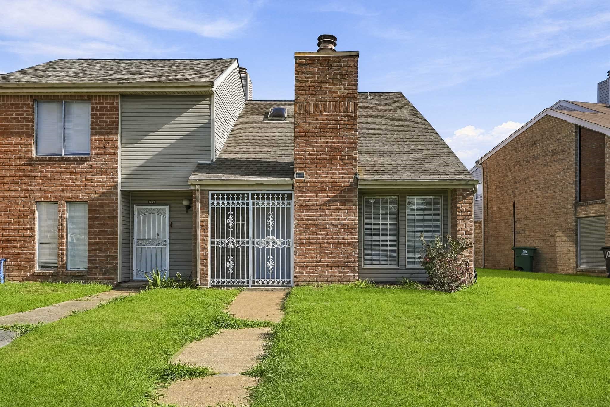 10918 Village Bend Lane 918 Property Photo 2