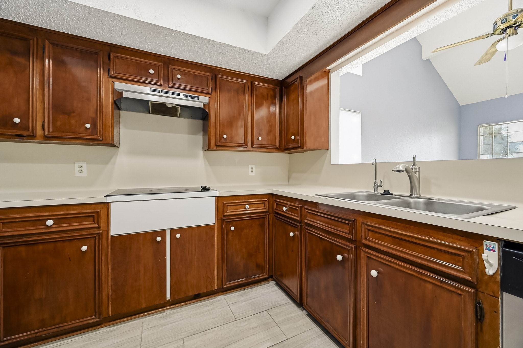 10918 Village Bend Lane 918 Property Photo 13