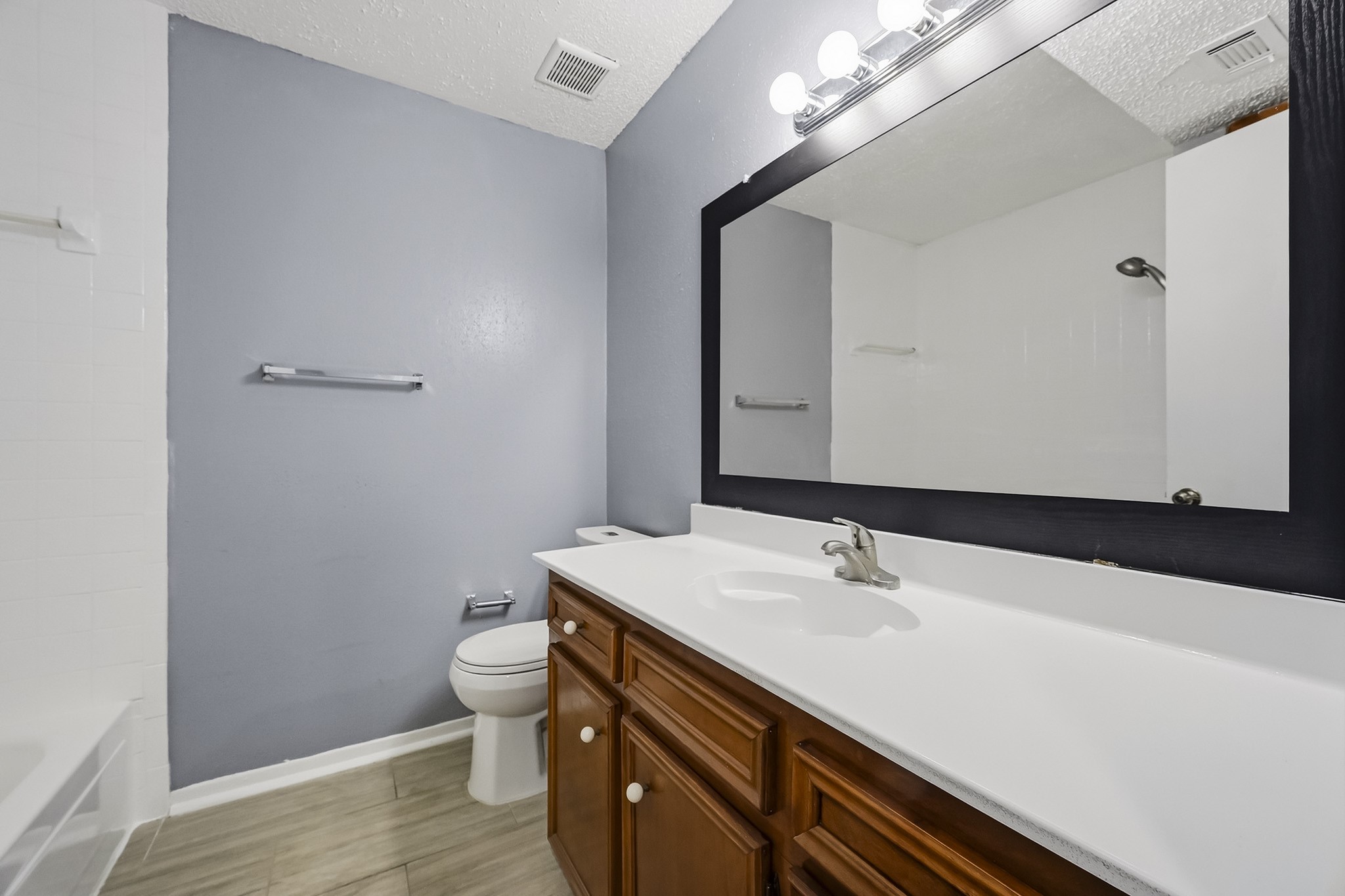 10918 Village Bend Lane 918 Property Photo 17