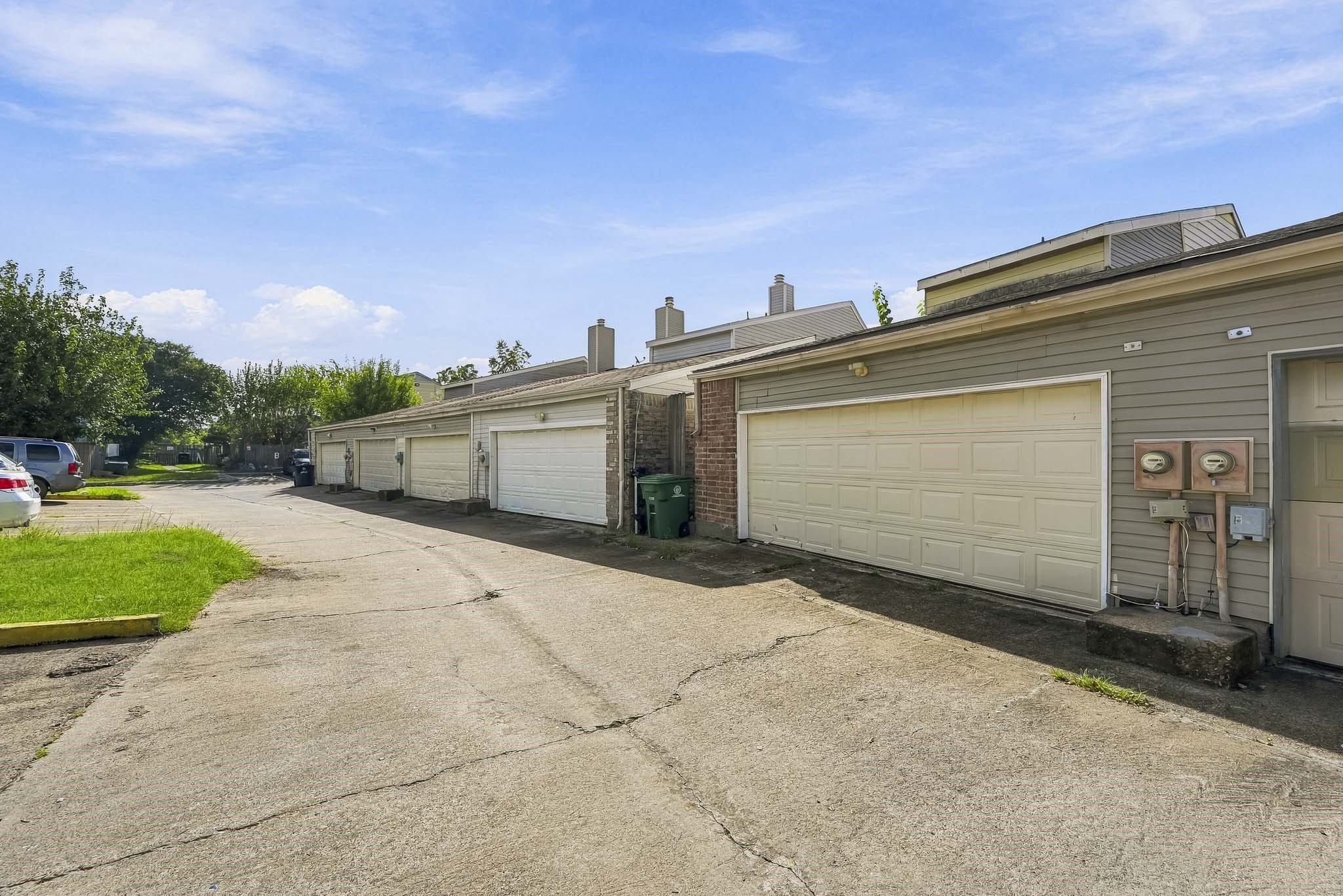 10918 Village Bend Lane 918 Property Photo 44