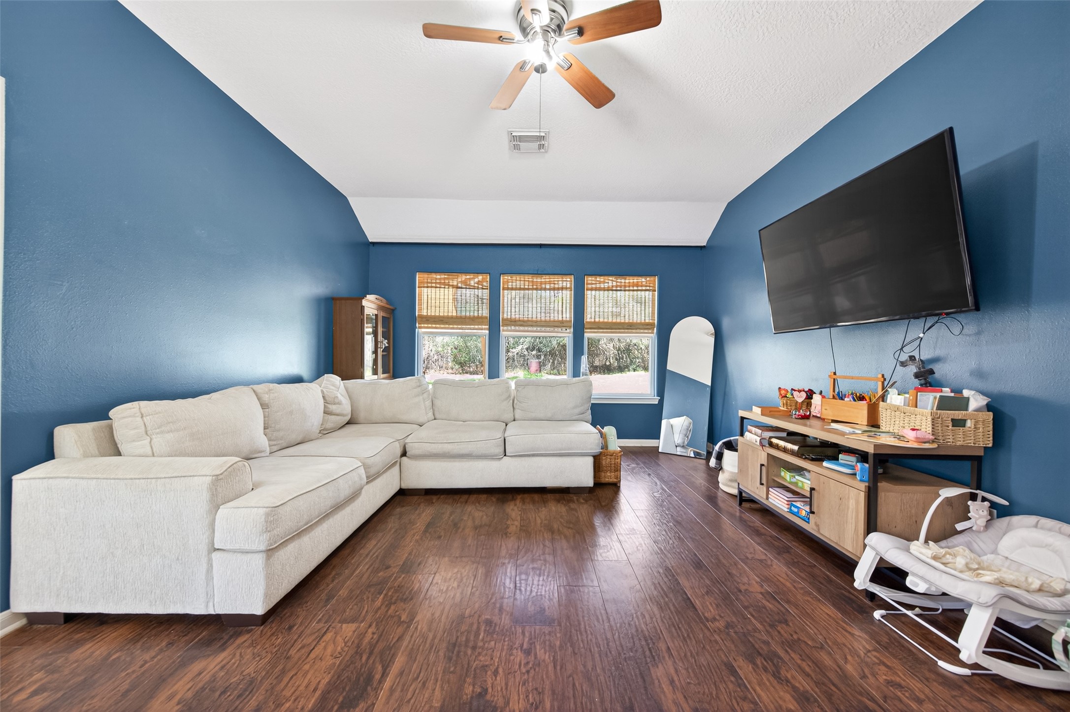 10391 Royal Magnolia Drive Property Photo 2