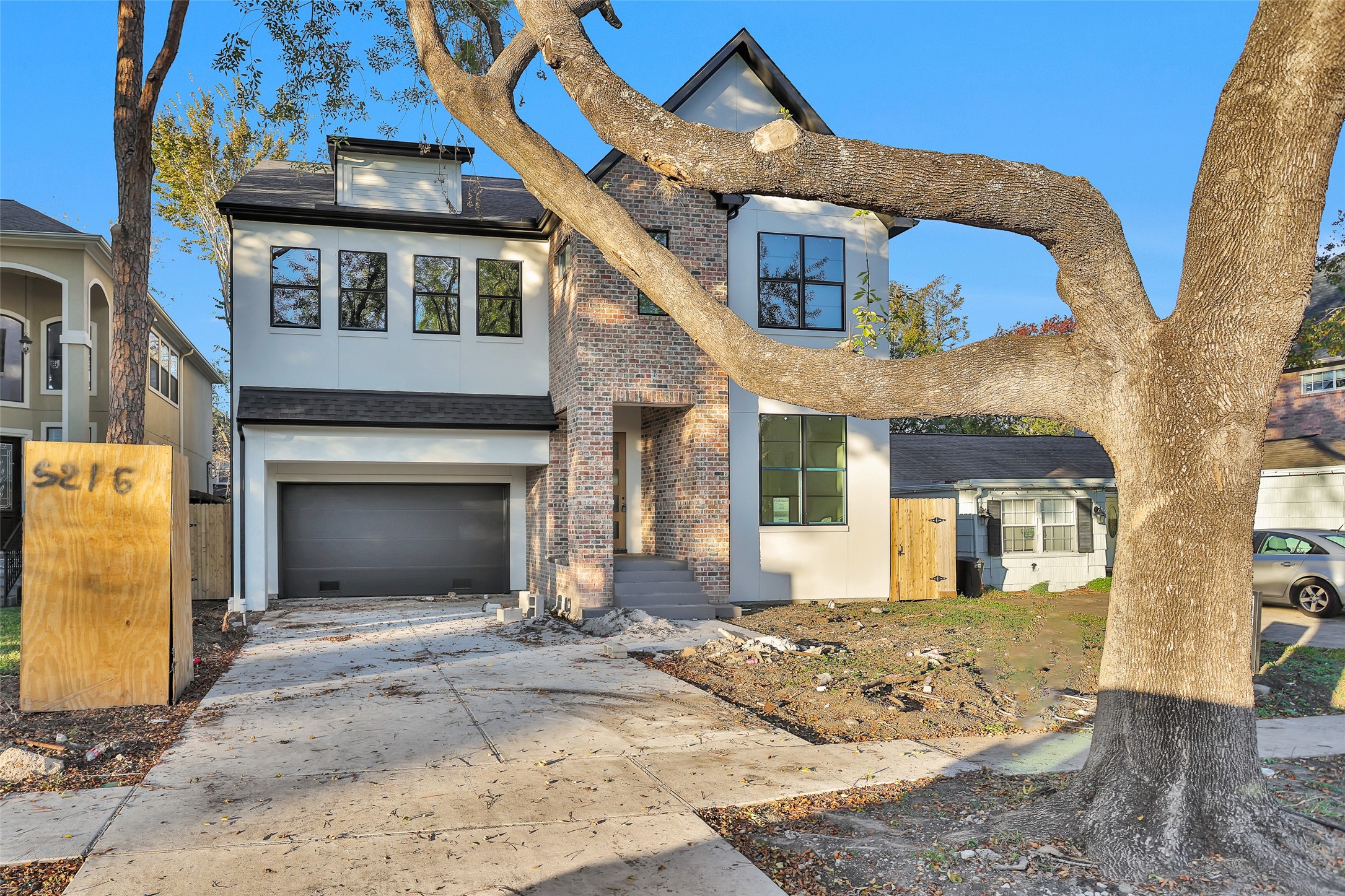5216 Chestnut Street Property Photo