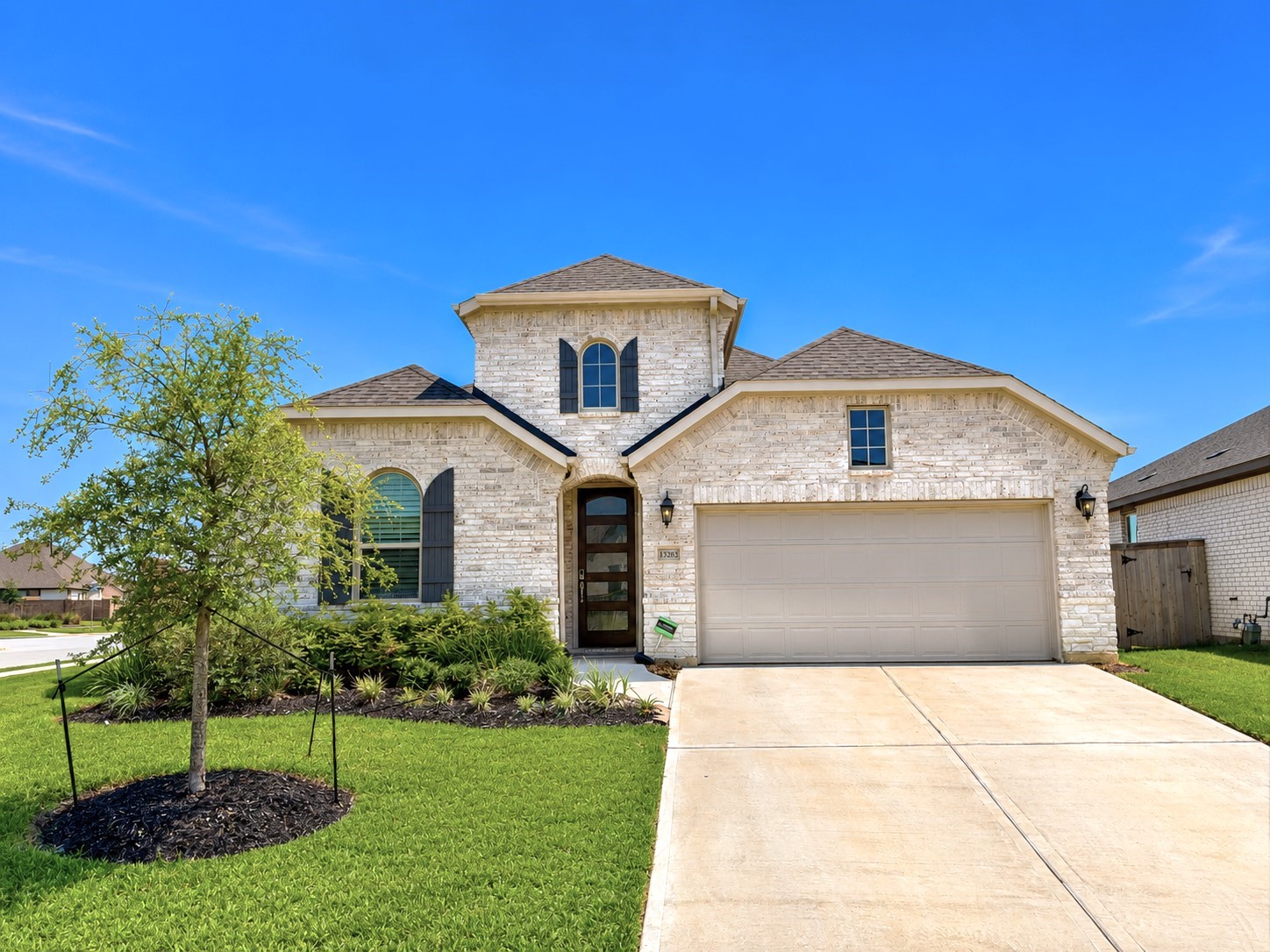 13203 Wood Leaf Park Property Photo 1