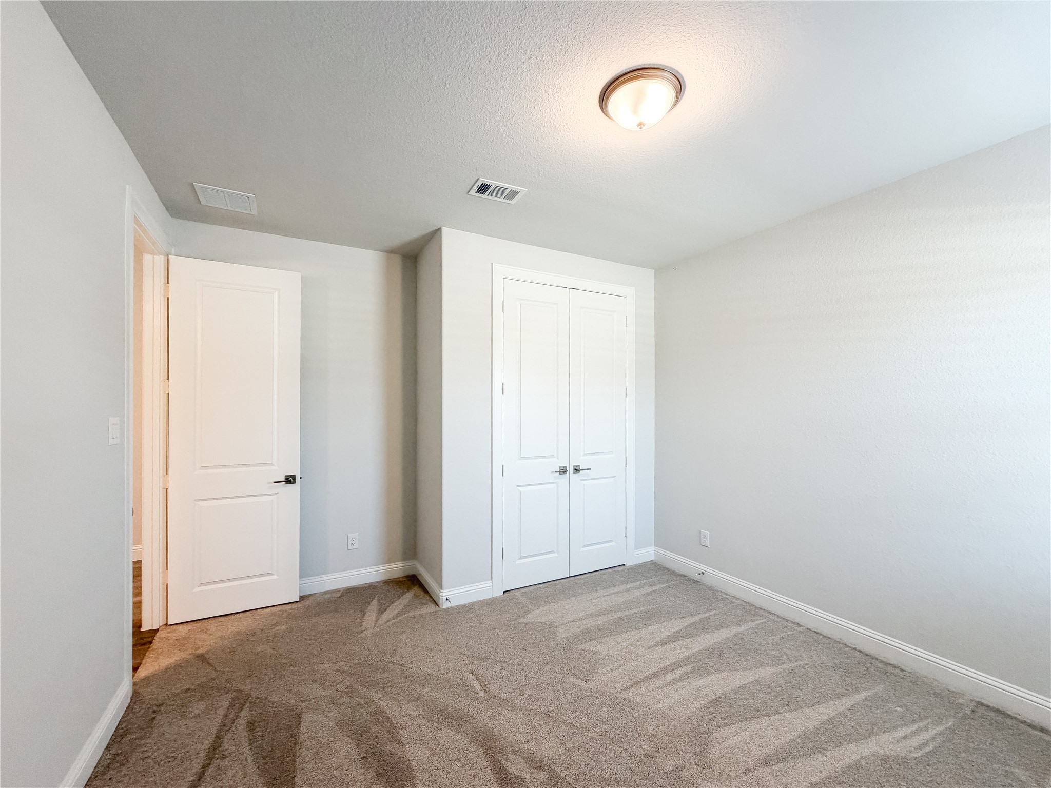 13203 Wood Leaf Park Property Photo 10