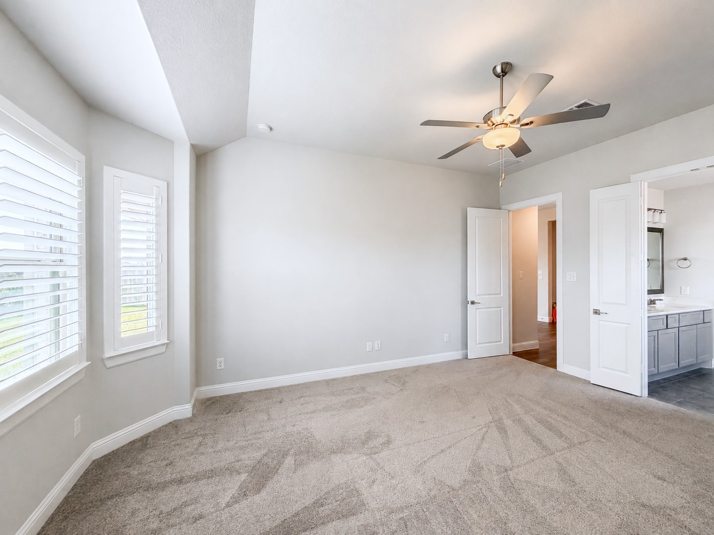 13203 Wood Leaf Park Property Photo 28