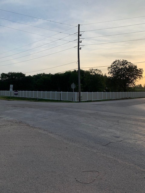 7933 Iowa Colony Blvd Property Photo 3