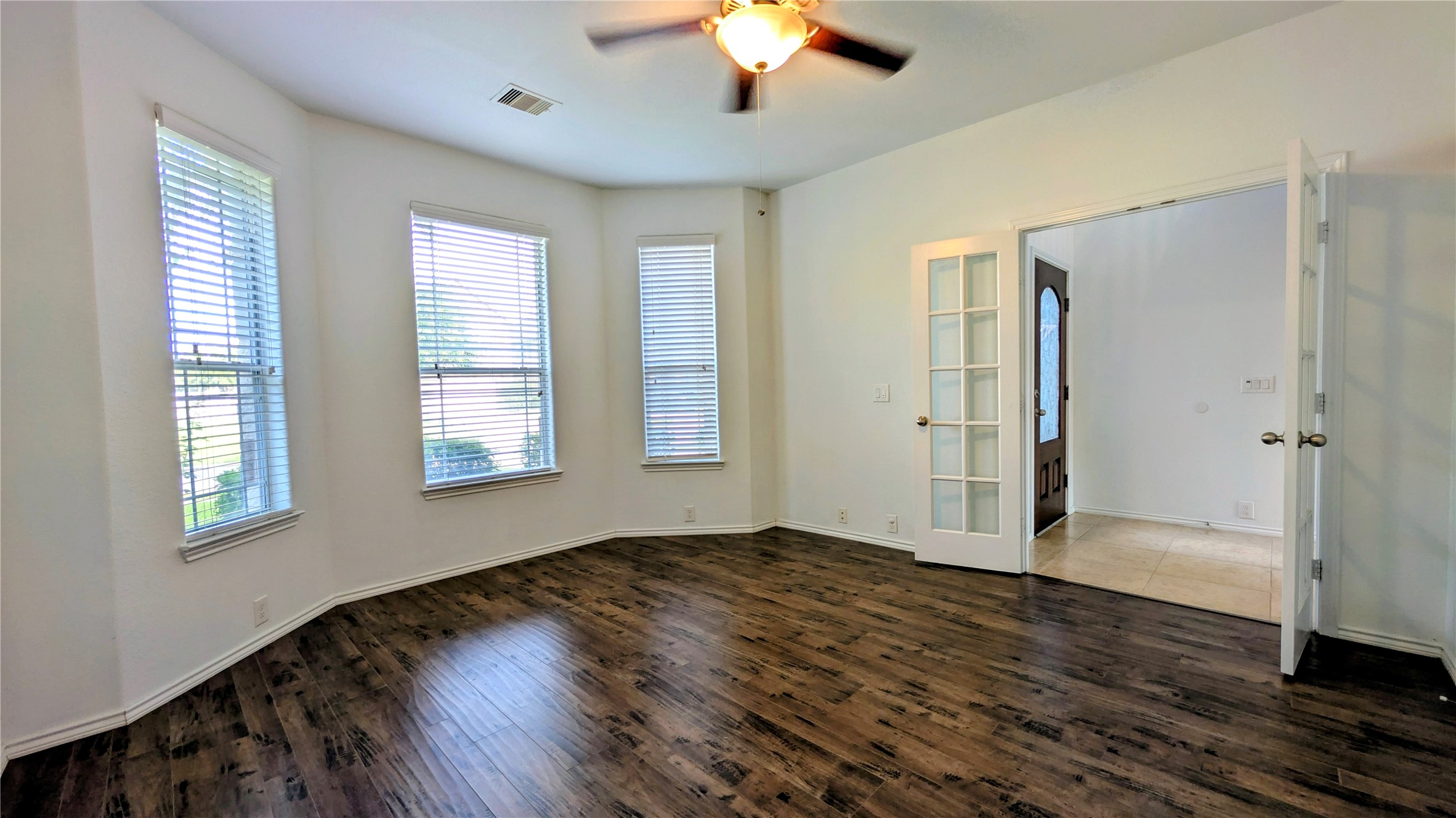 6019 Gracys Landing Lane Property Photo 6