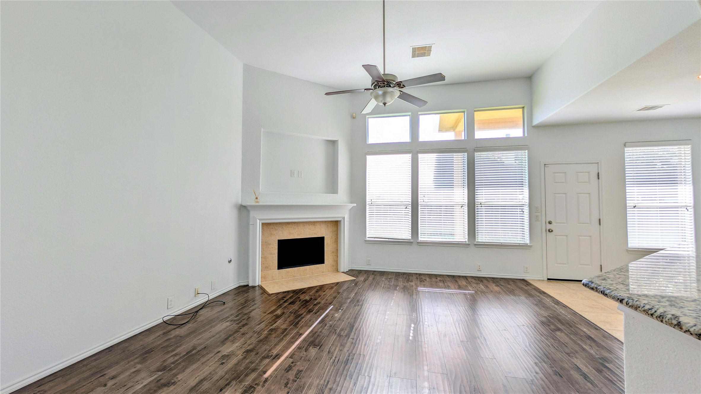 6019 Gracys Landing Lane Property Photo 17