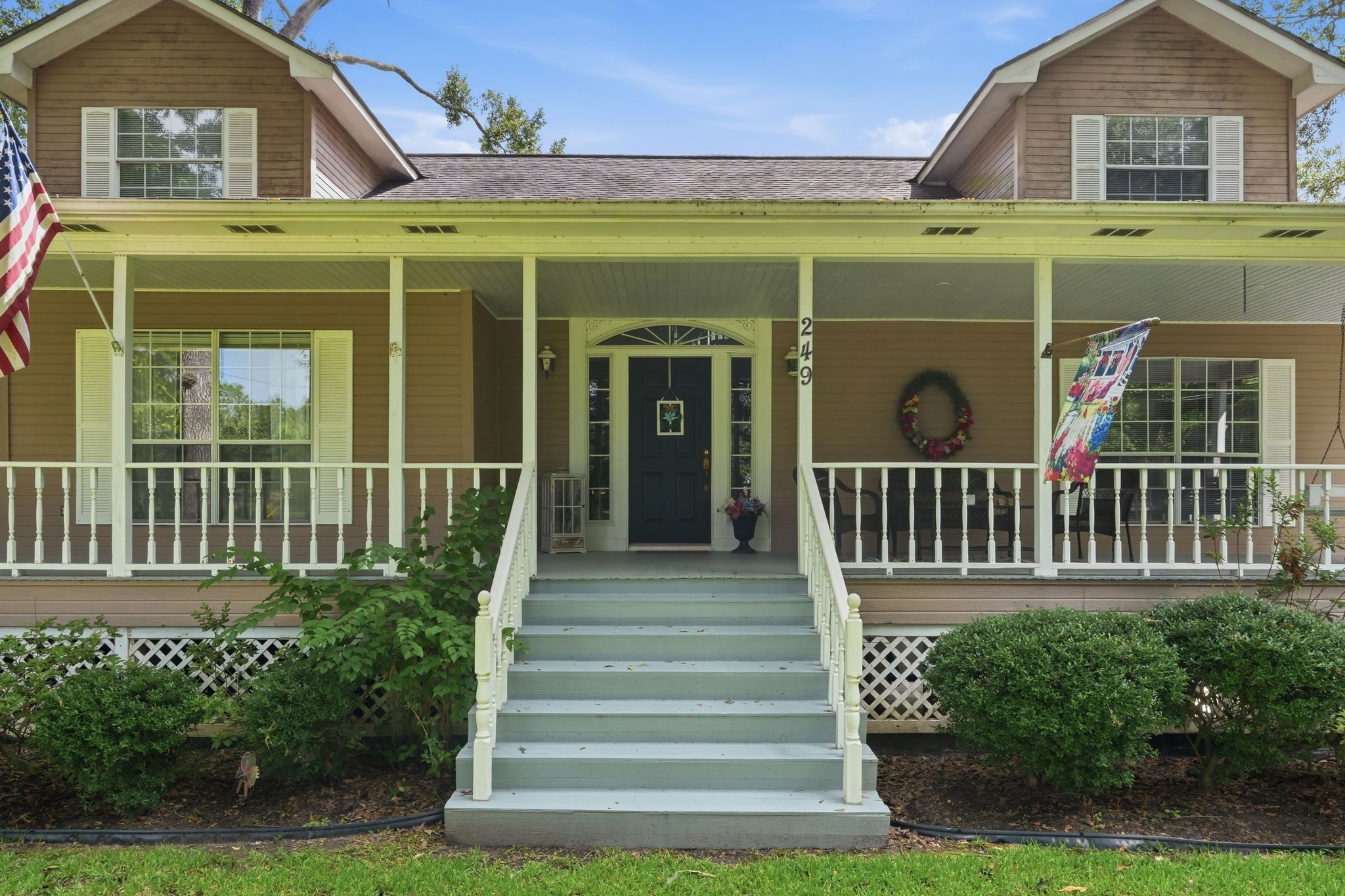 249 Lakeshore Drive Property Photo 4