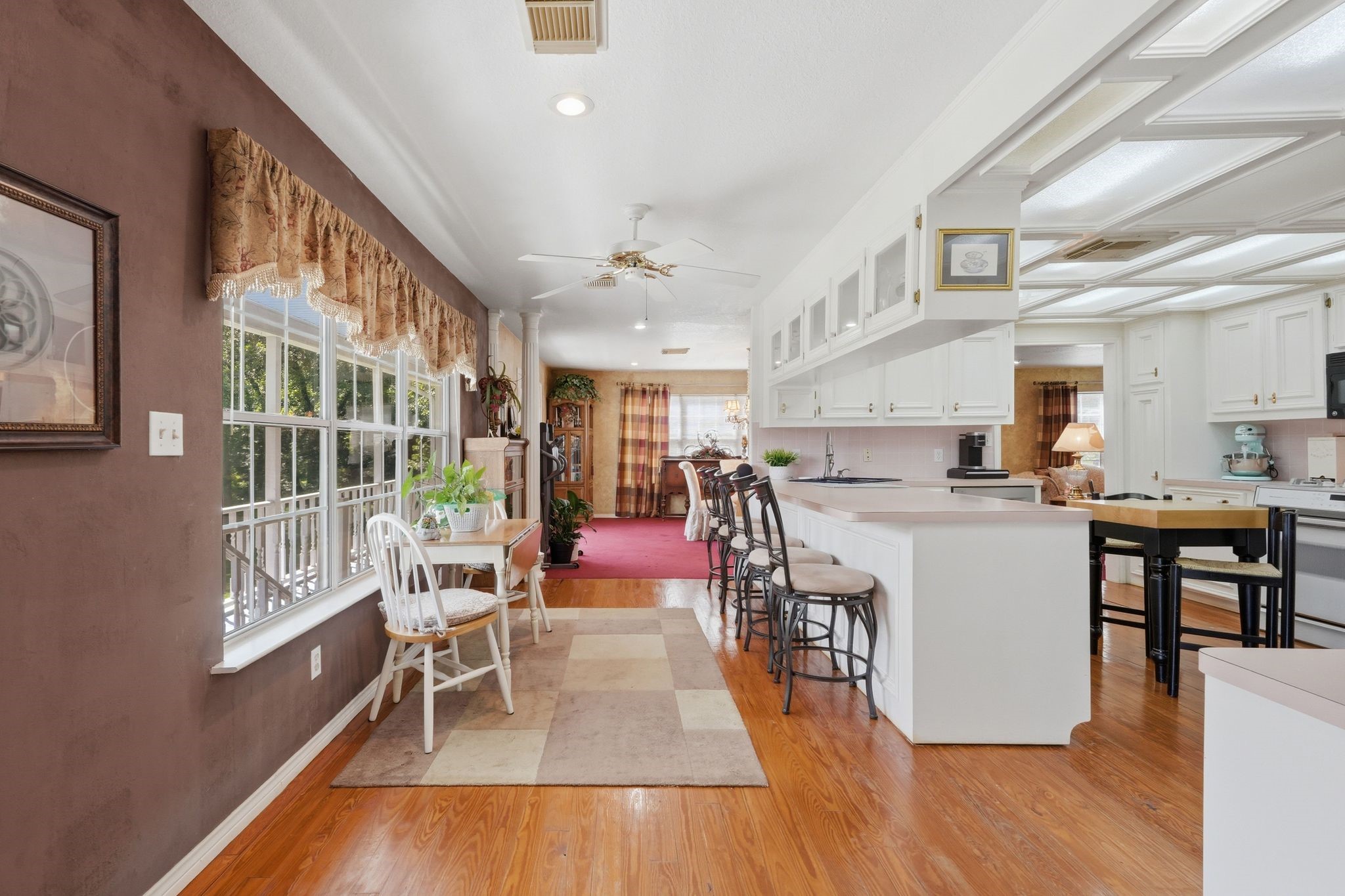 249 Lakeshore Drive Property Photo 17