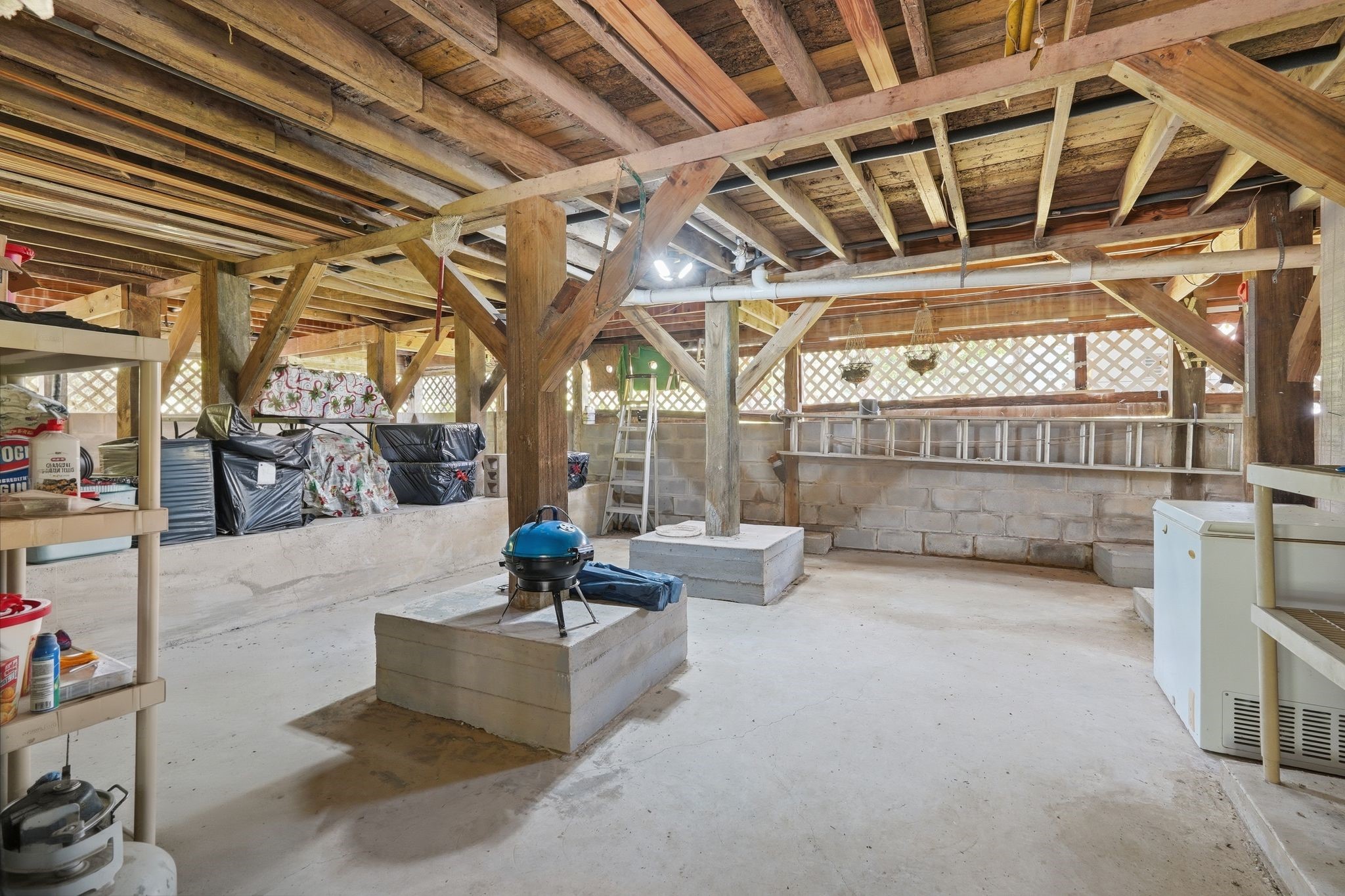 249 Lakeshore Drive Property Photo 40