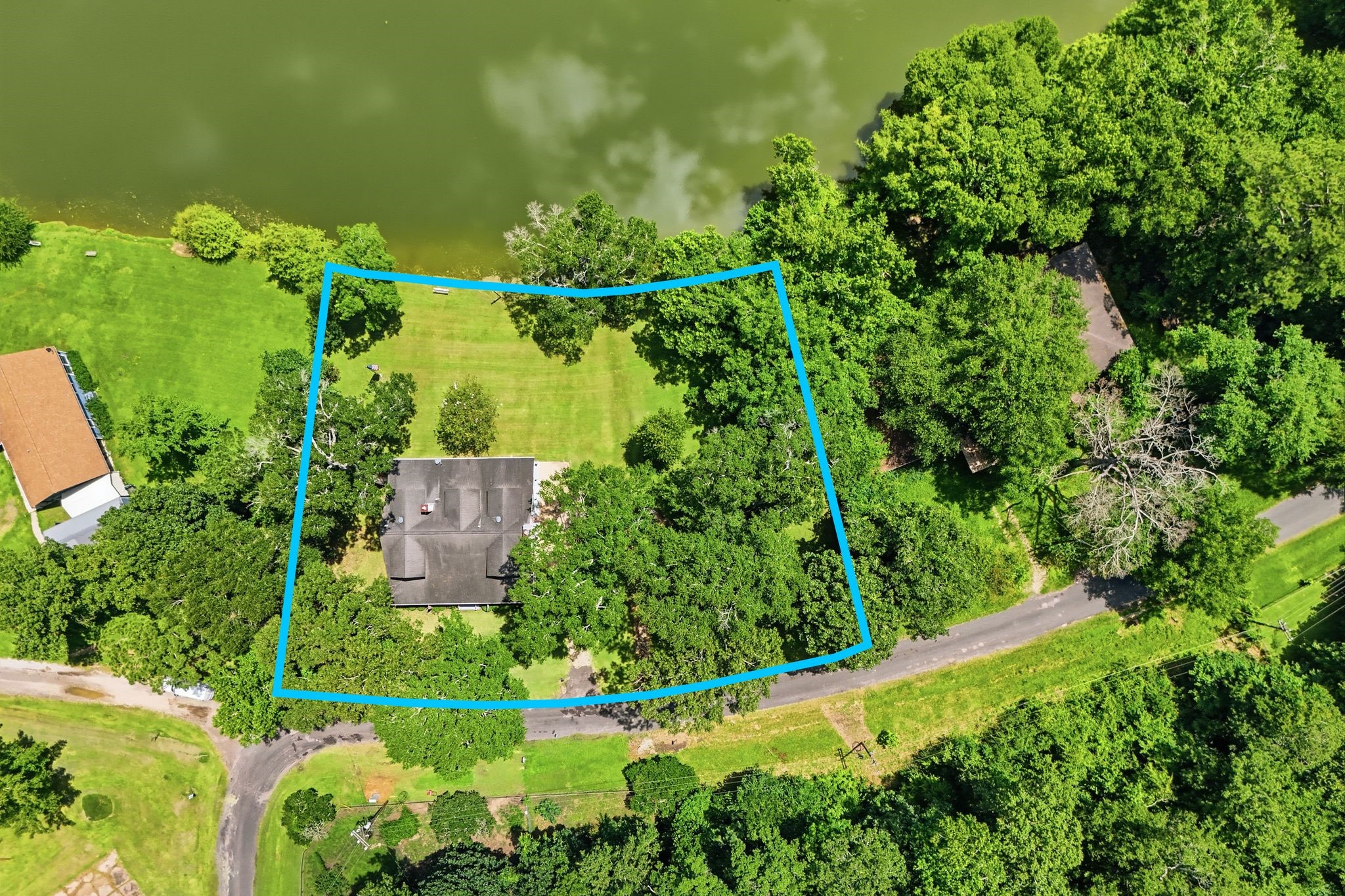 249 Lakeshore Drive Property Photo 46