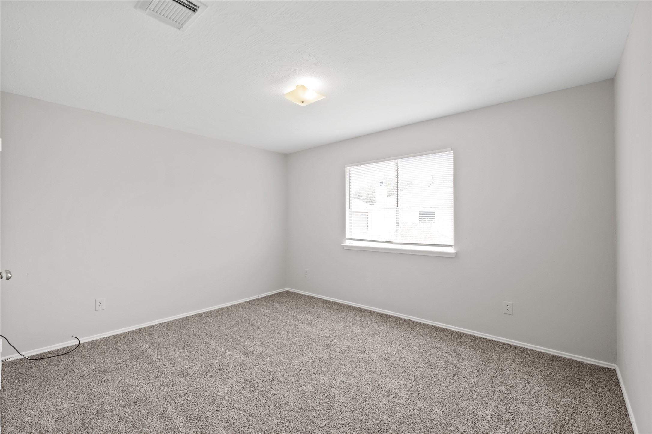 1933 Village Park Drive Property Photo 7
