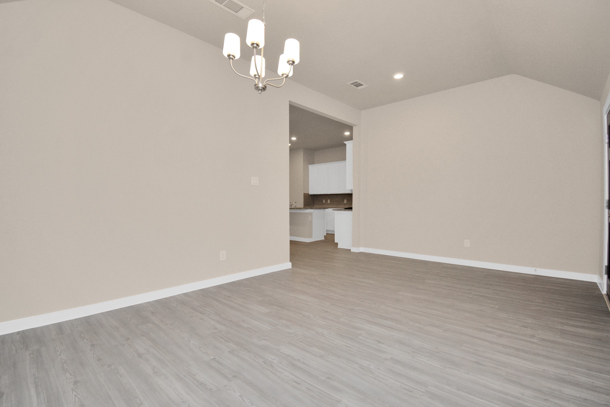 2734 San Bernard Drive Property Photo 7