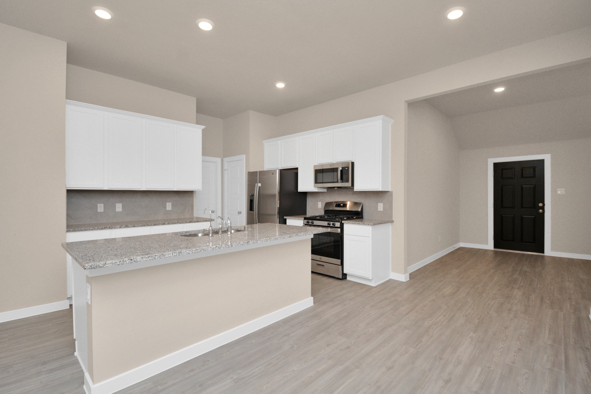 2734 San Bernard Drive Property Photo 10
