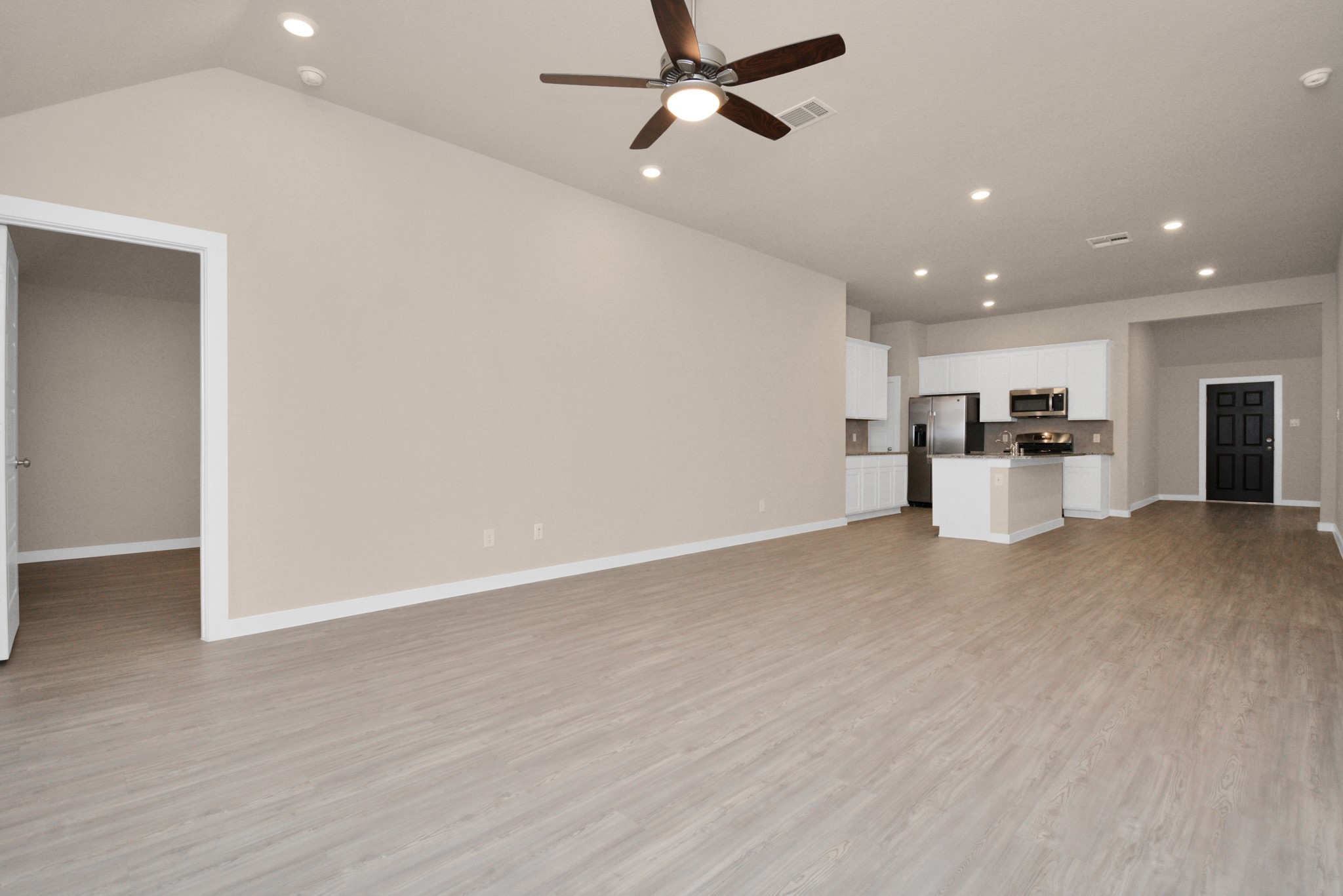 2734 San Bernard Drive Property Photo 17